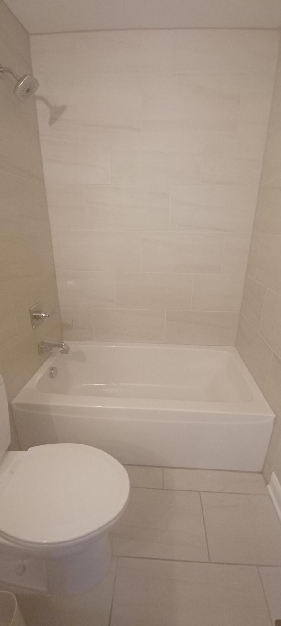 1011 Oak Grove Court