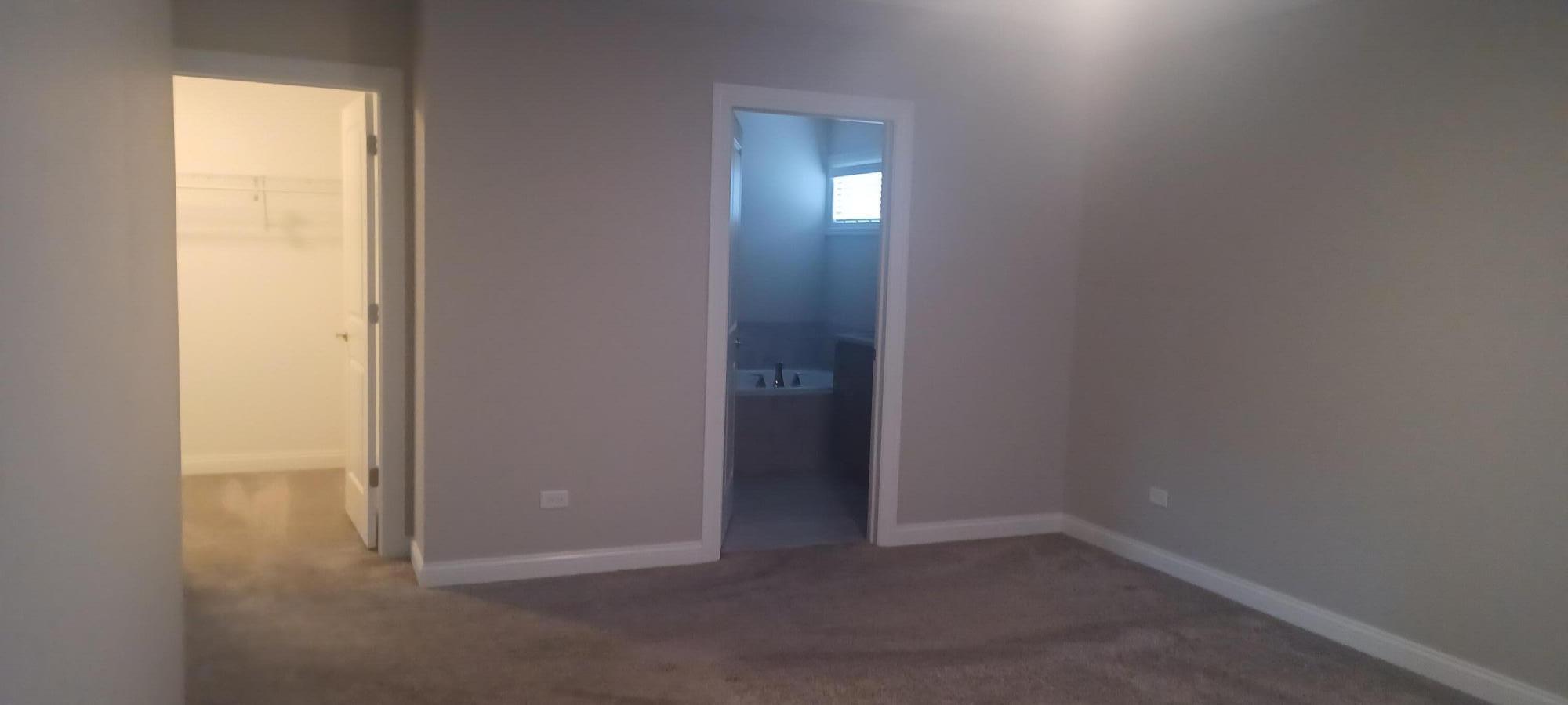 1011 Oak Grove Court