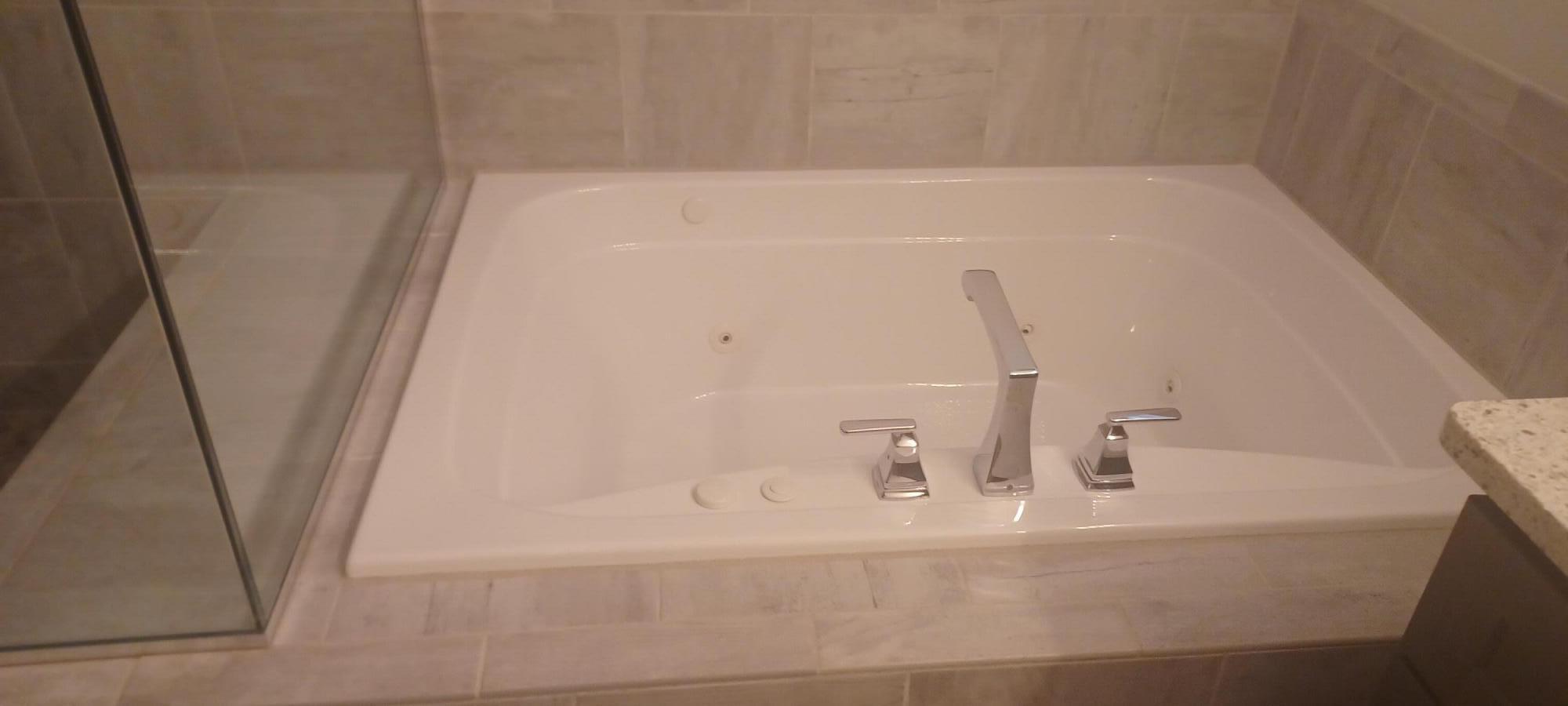 1011 Oak Grove Court