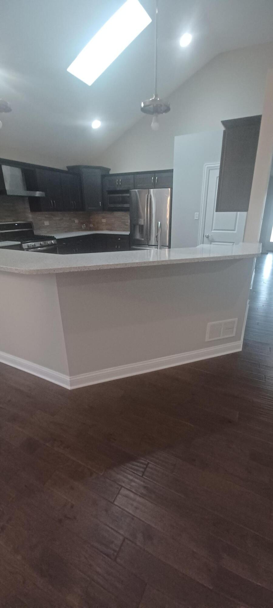 1011 Oak Grove Court