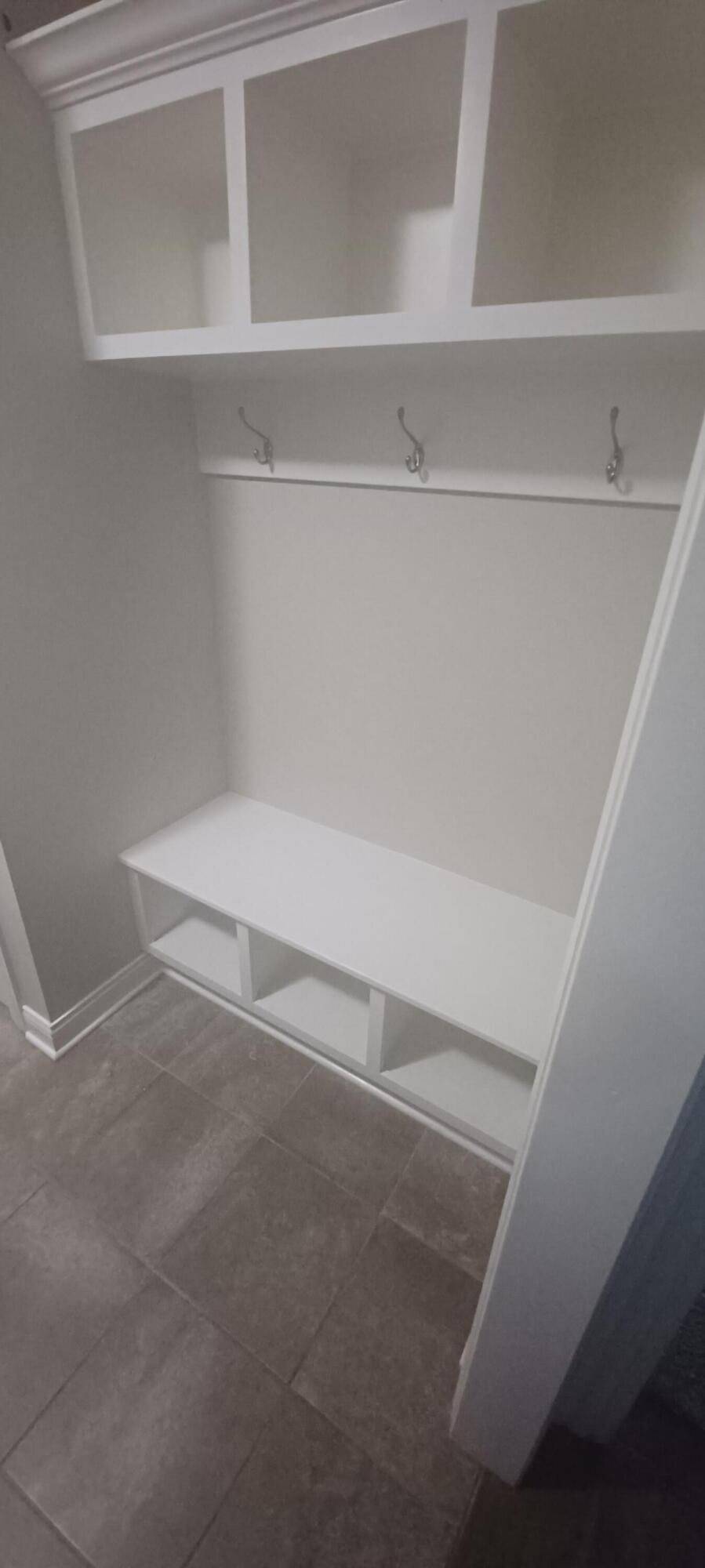 1011 Oak Grove Court