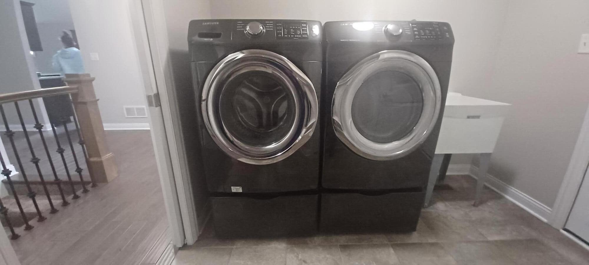 1011 Oak Grove Court