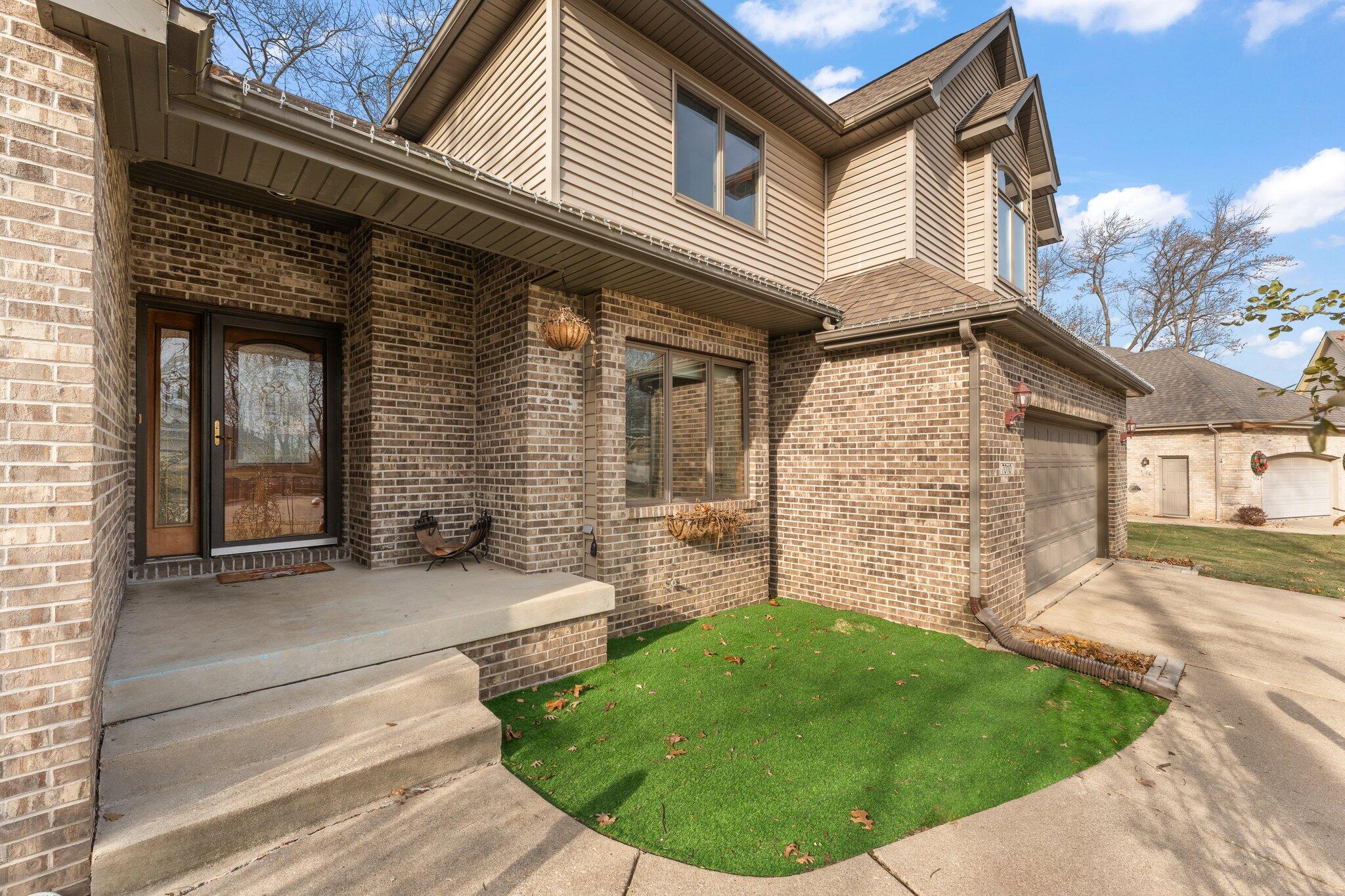 7010 Dove Drive