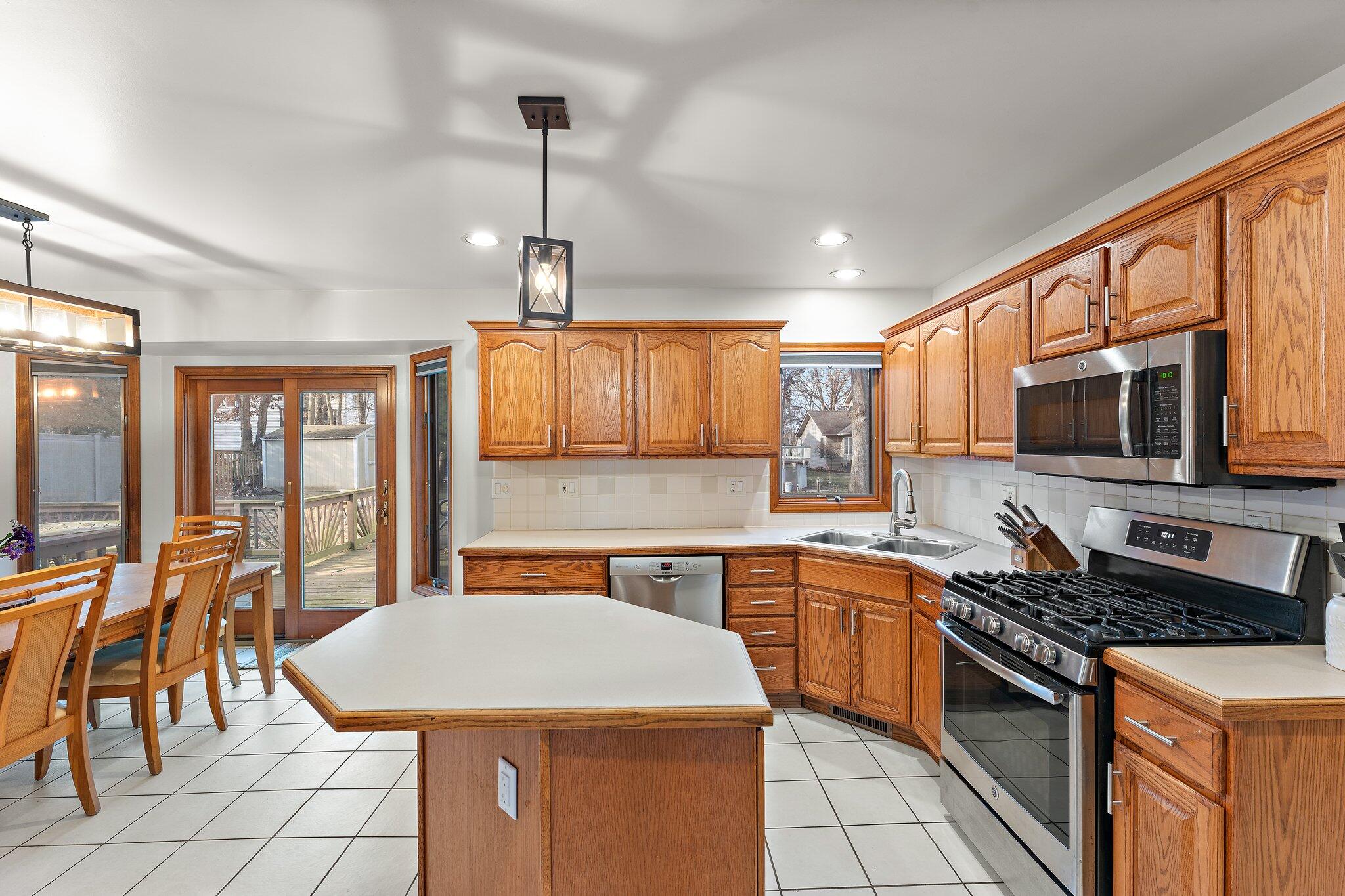 7010 Dove Drive