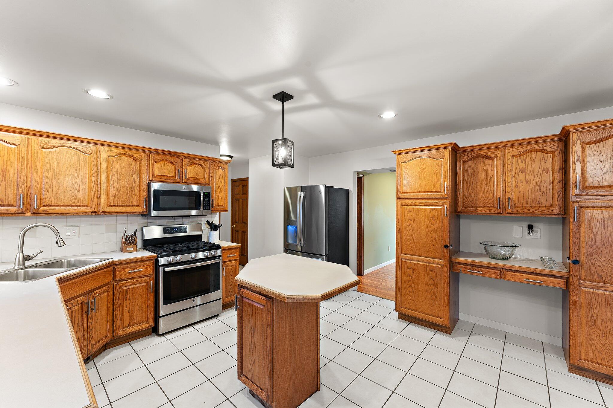 7010 Dove Drive