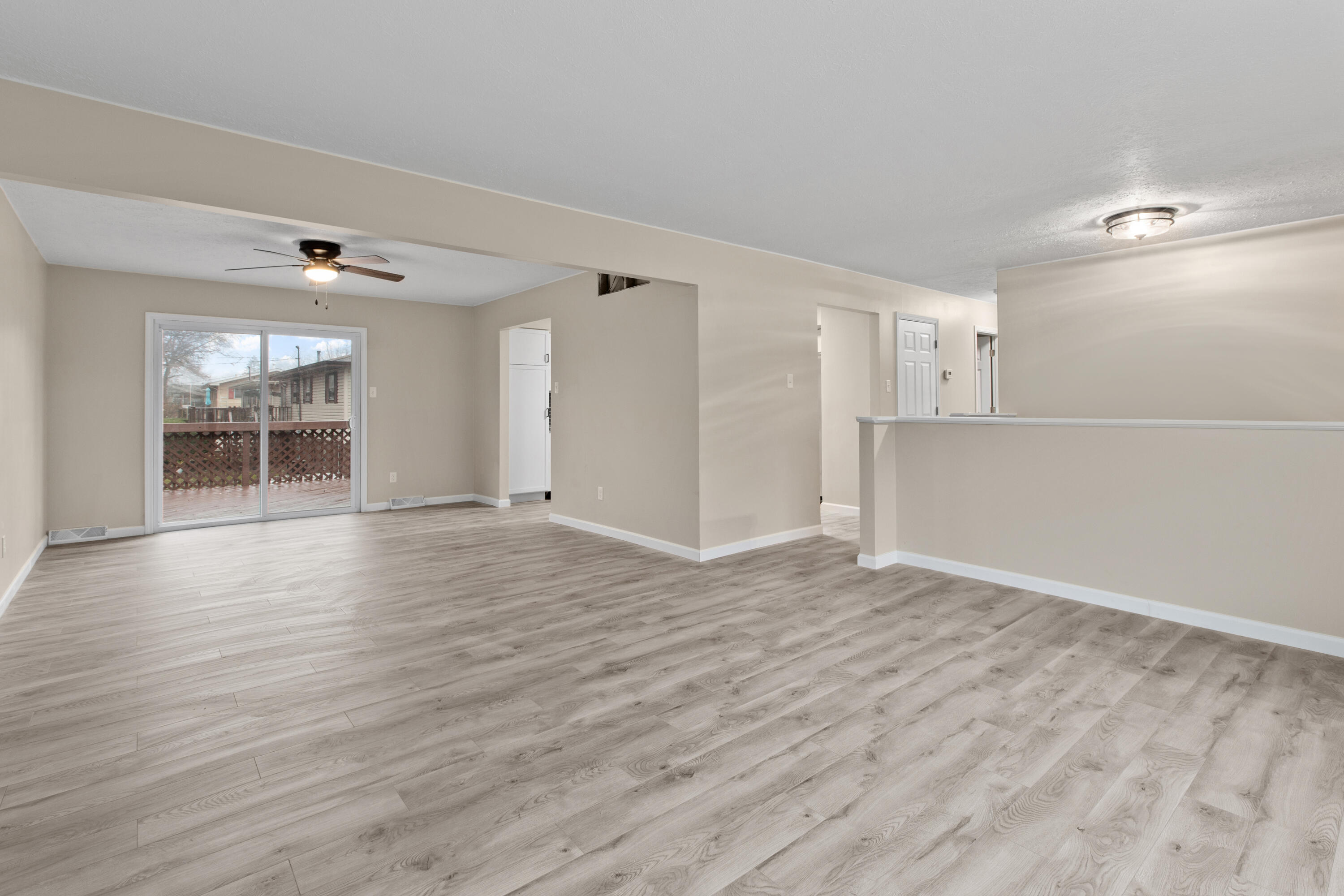 6132 Sunrise Avenue
