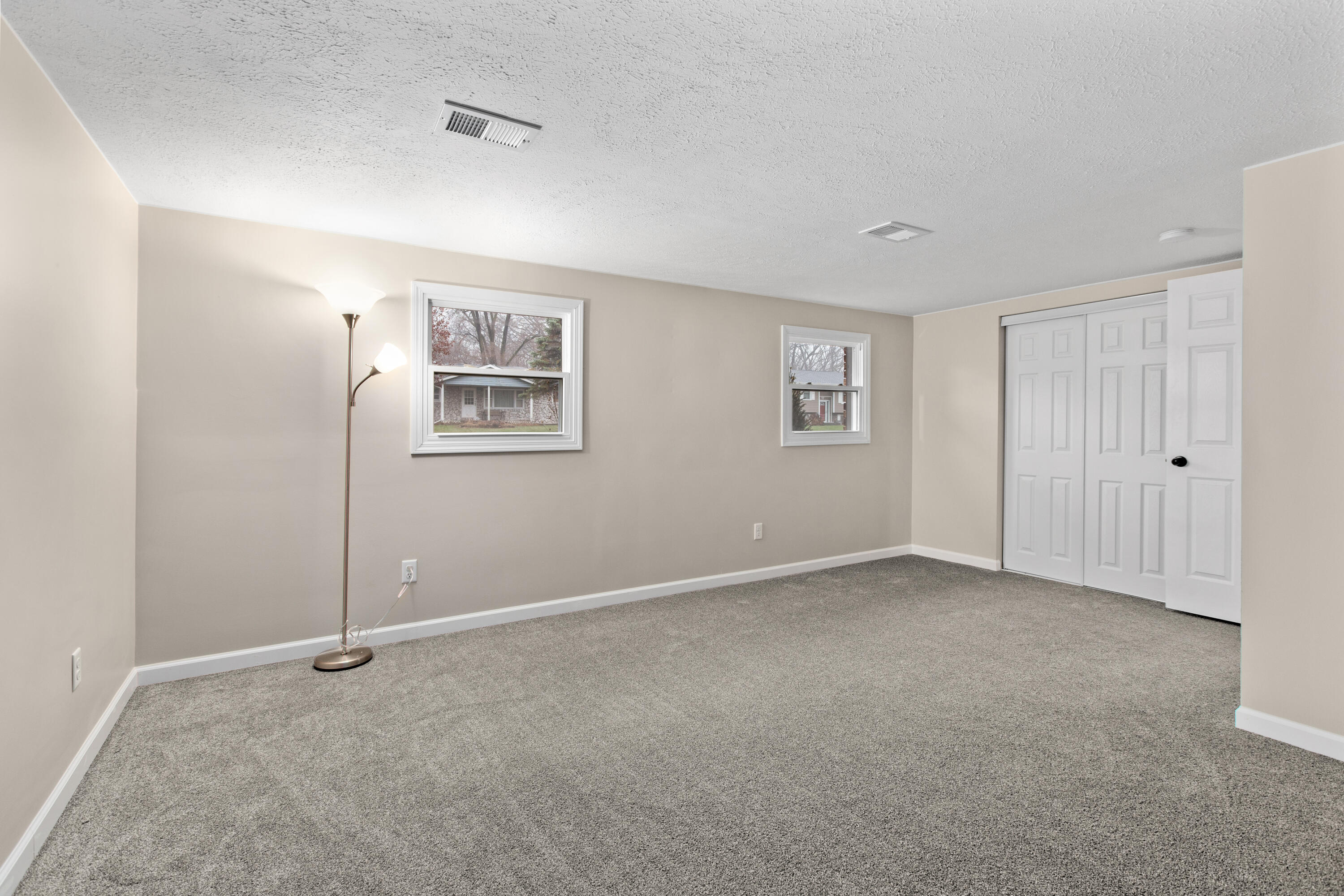 6132 Sunrise Avenue