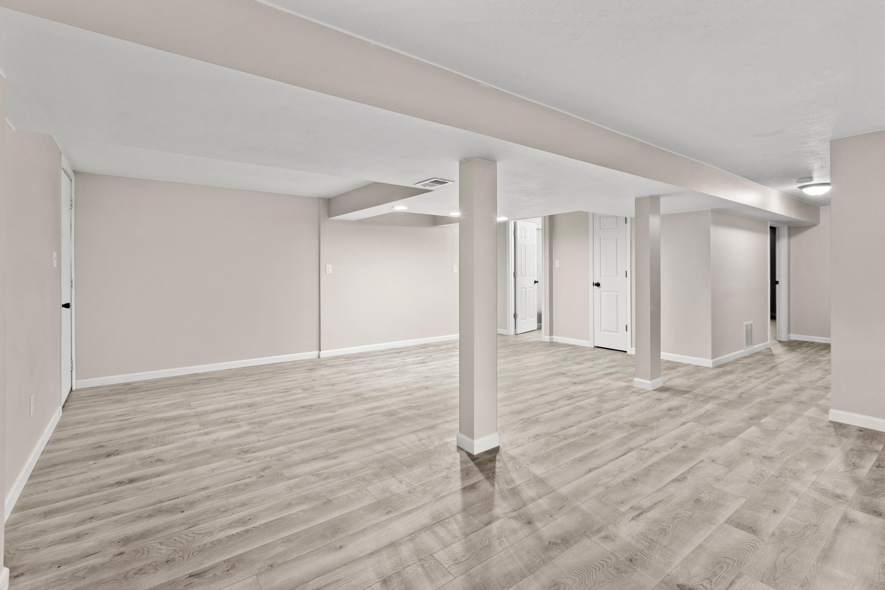6132 Sunrise Avenue