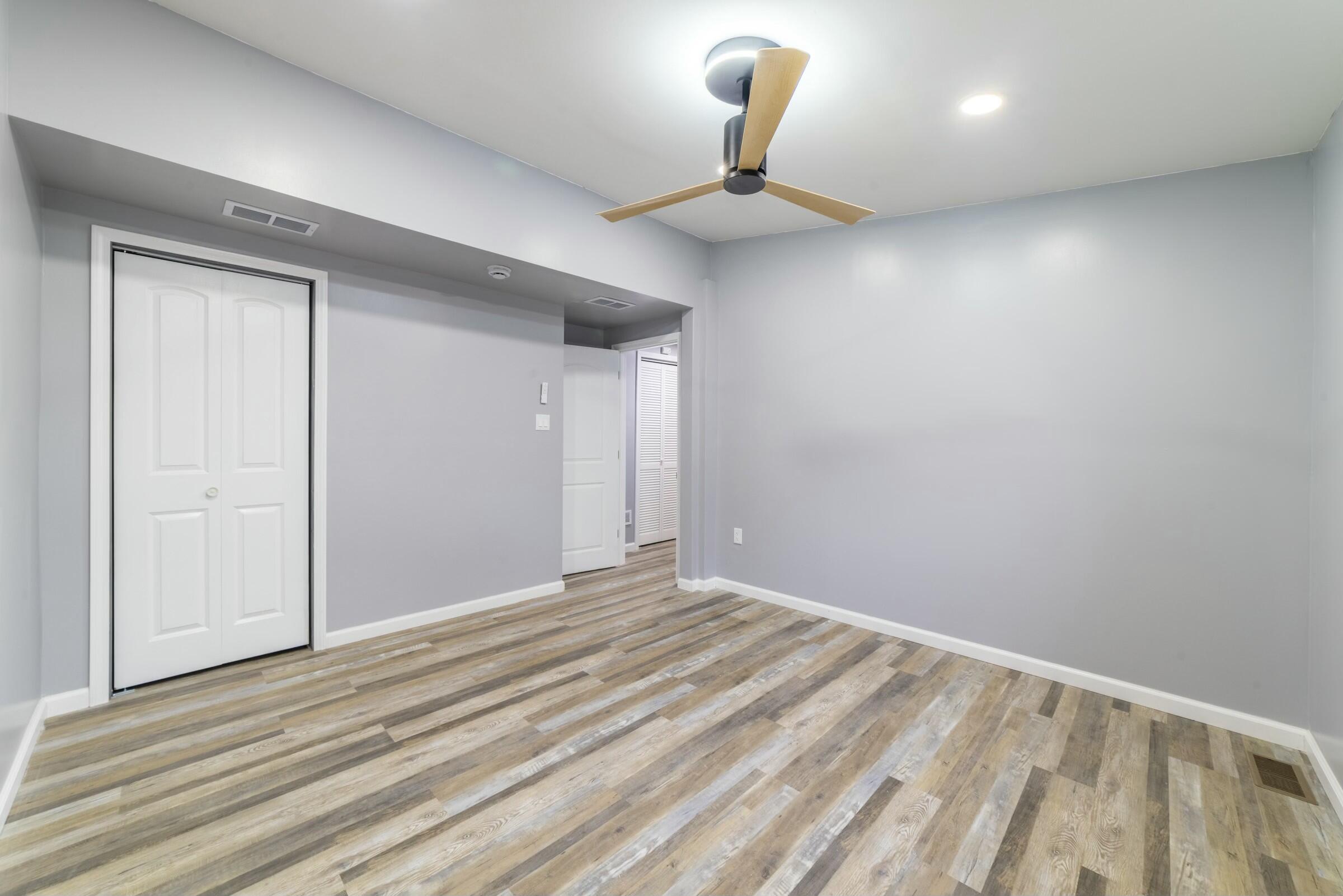 3714 W 20th Place