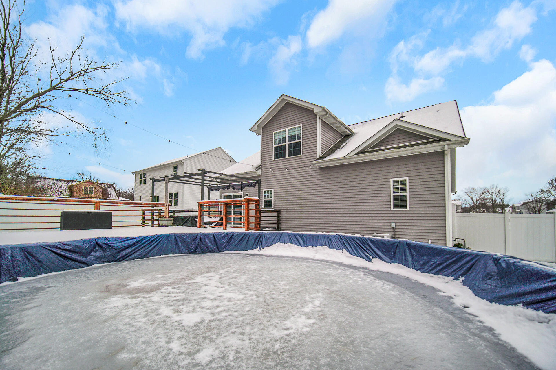 10153 W Rolling Meadows Drive