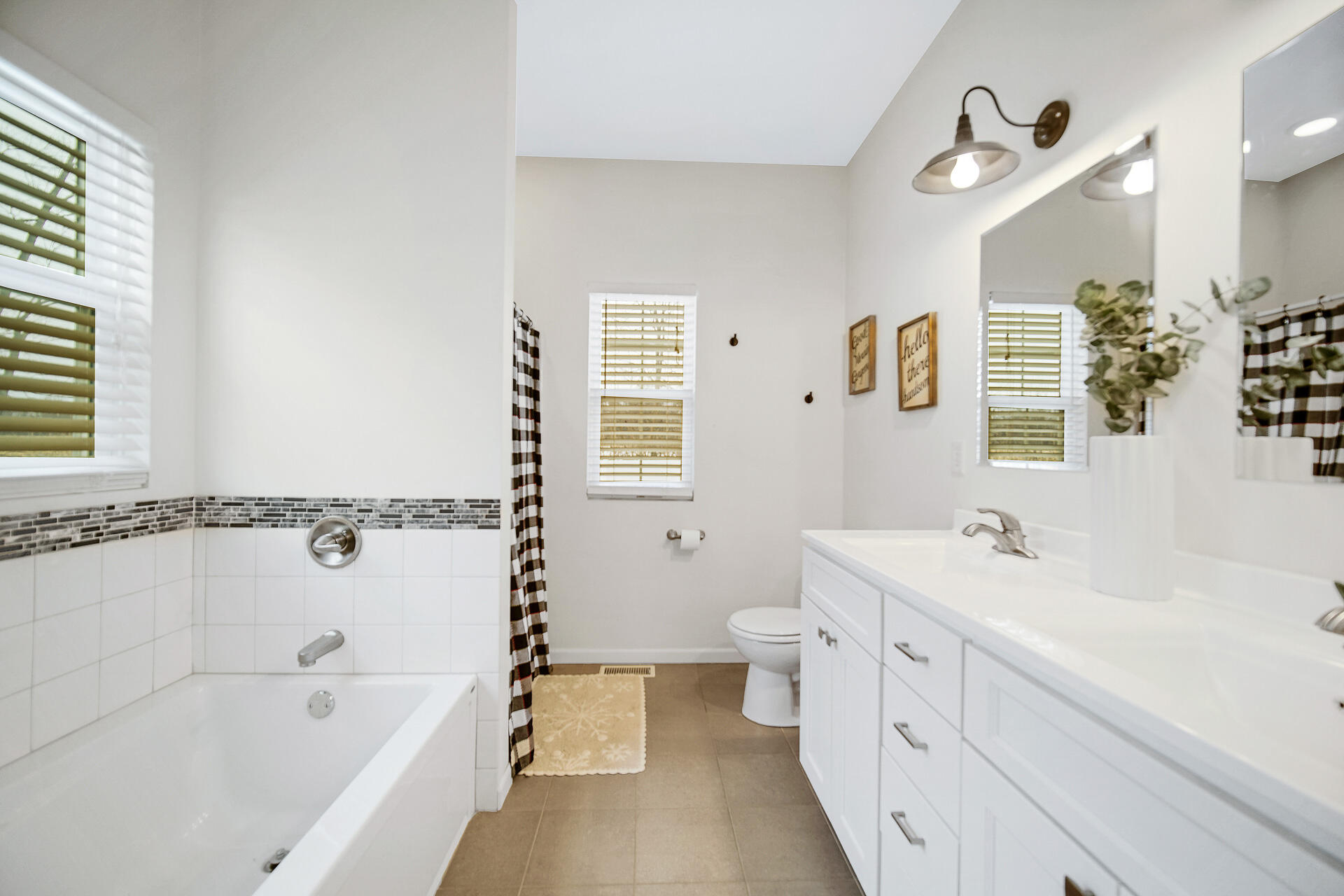 10153 W Rolling Meadows Drive