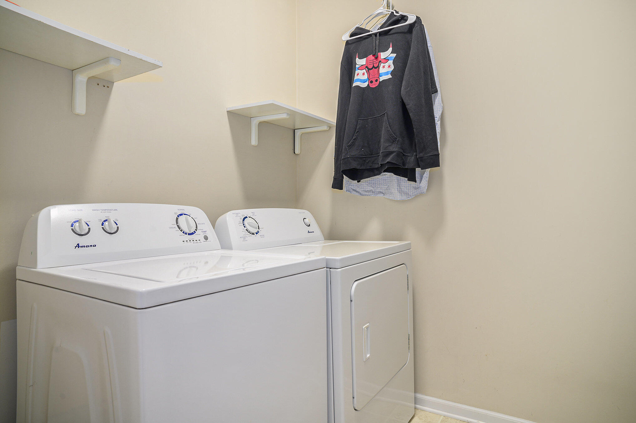 8011 Knickerbocker Place