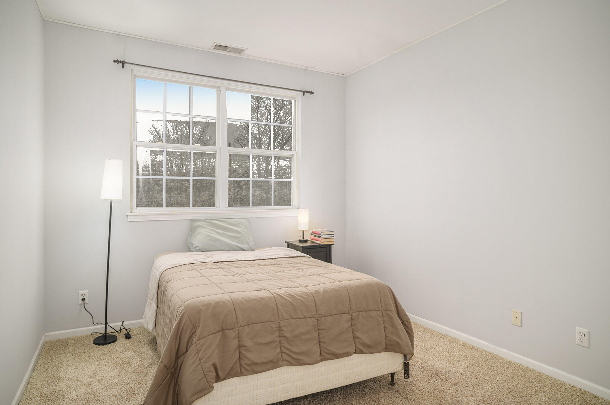 8011 Knickerbocker Place