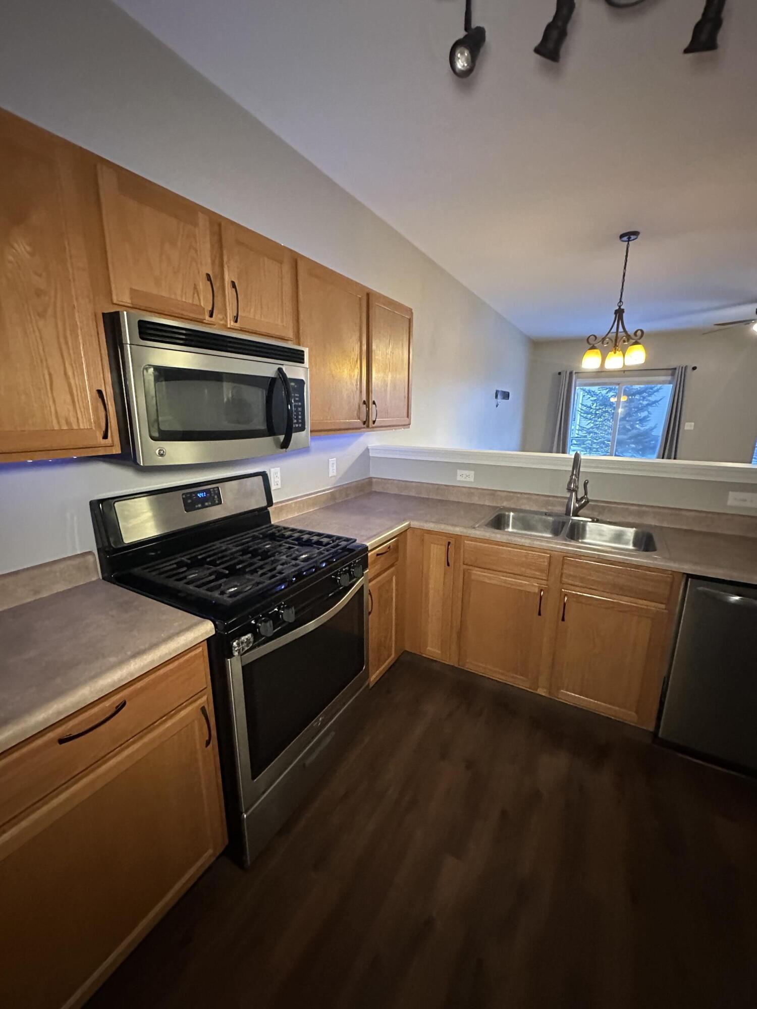 847 Flagstone Drive