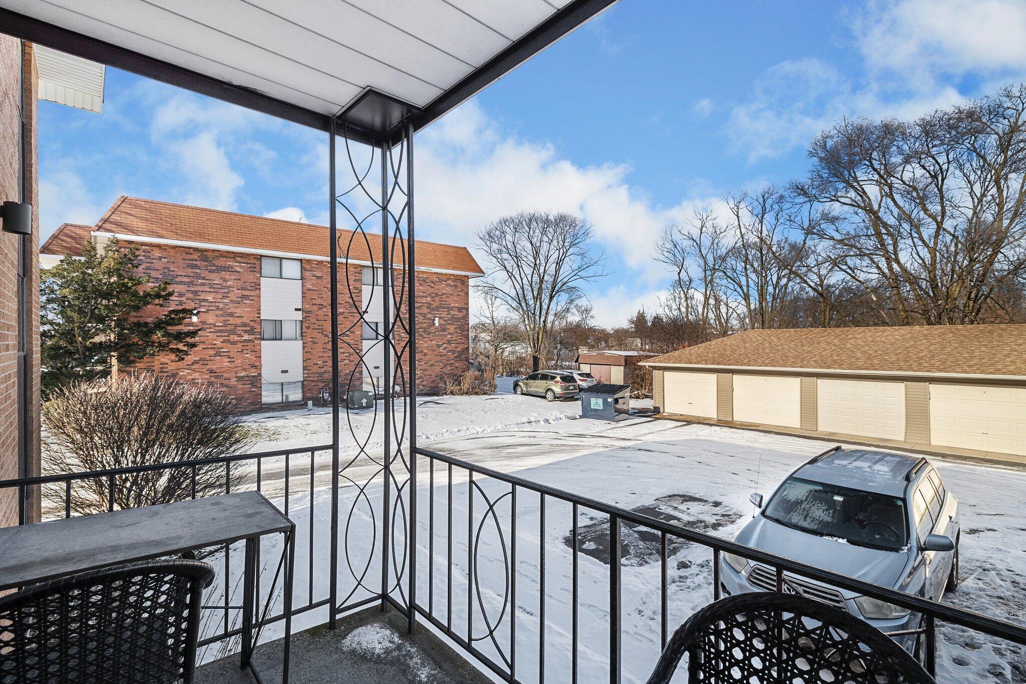 716 Moraine Trace Unit: 7