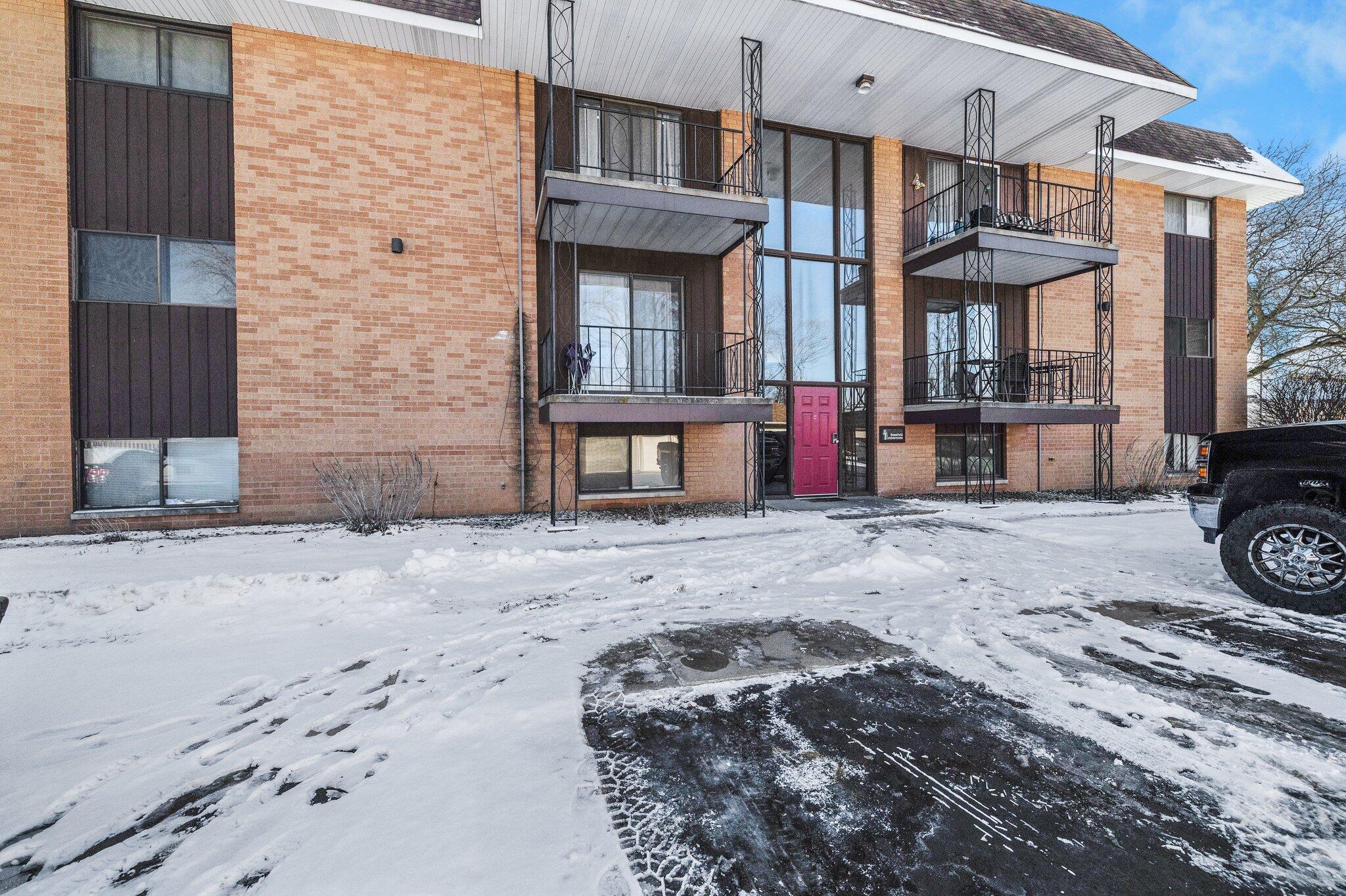 716 Moraine Trace Unit: 7