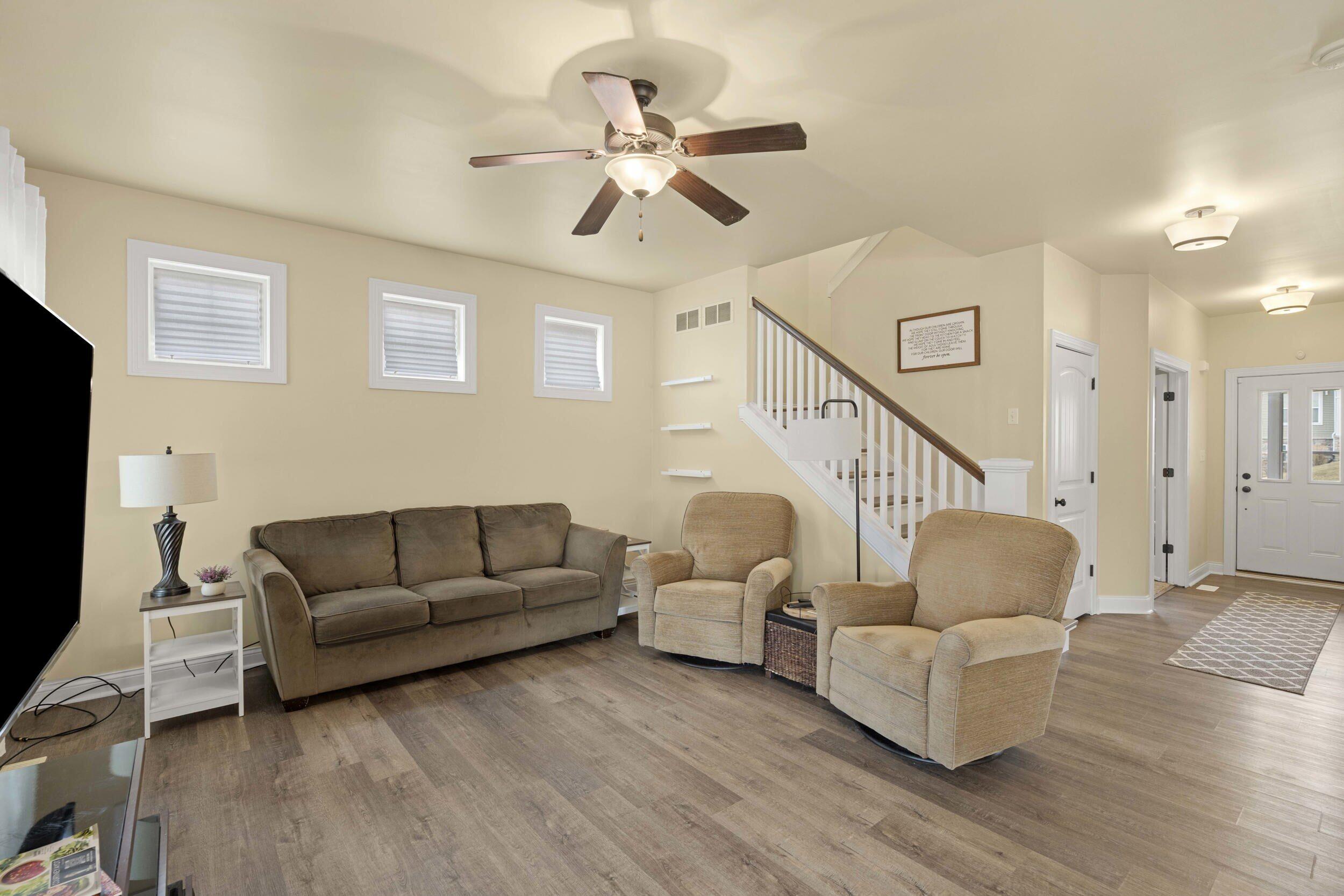 163 W 126th Avenue