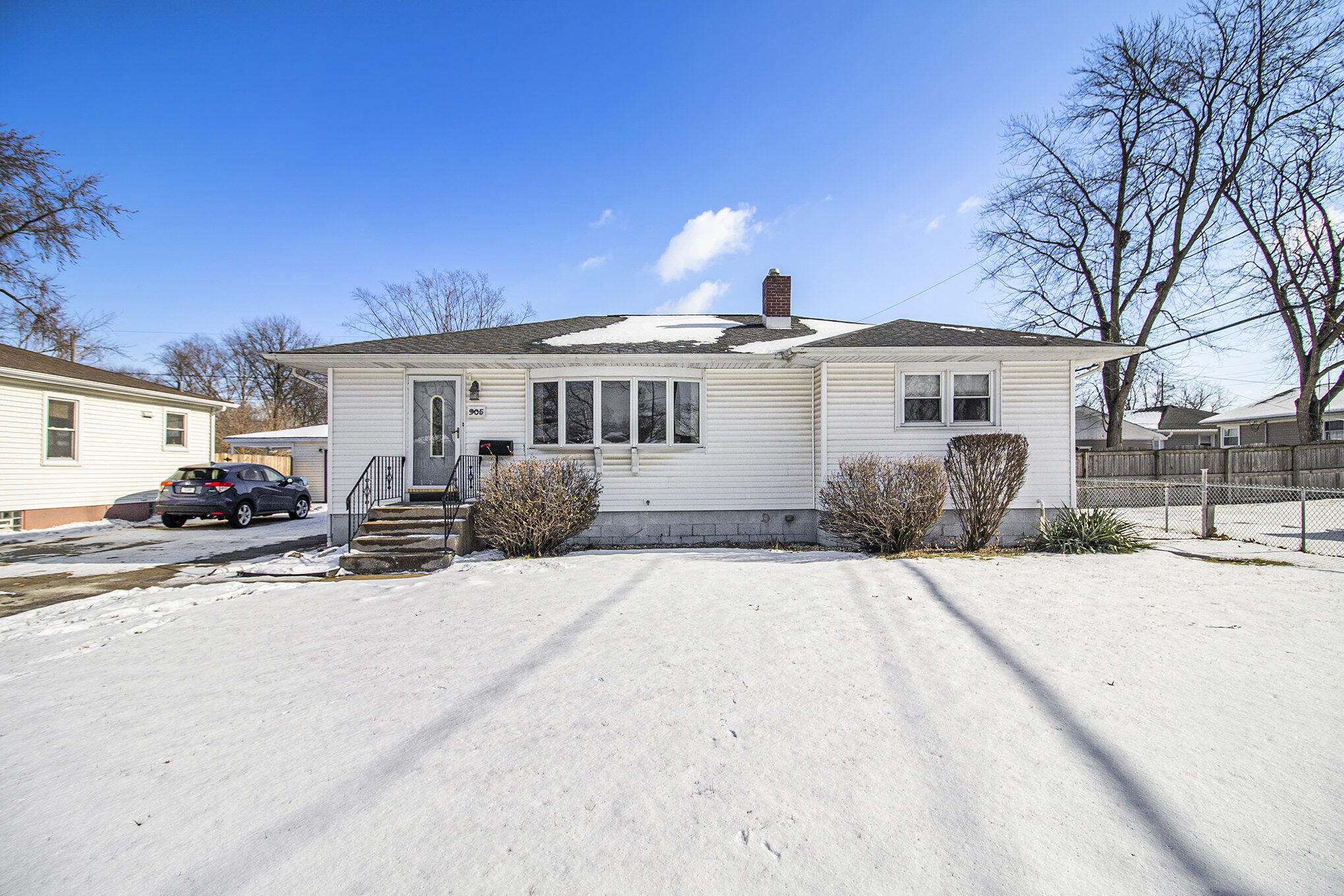 905 N Rensselaer Avenue