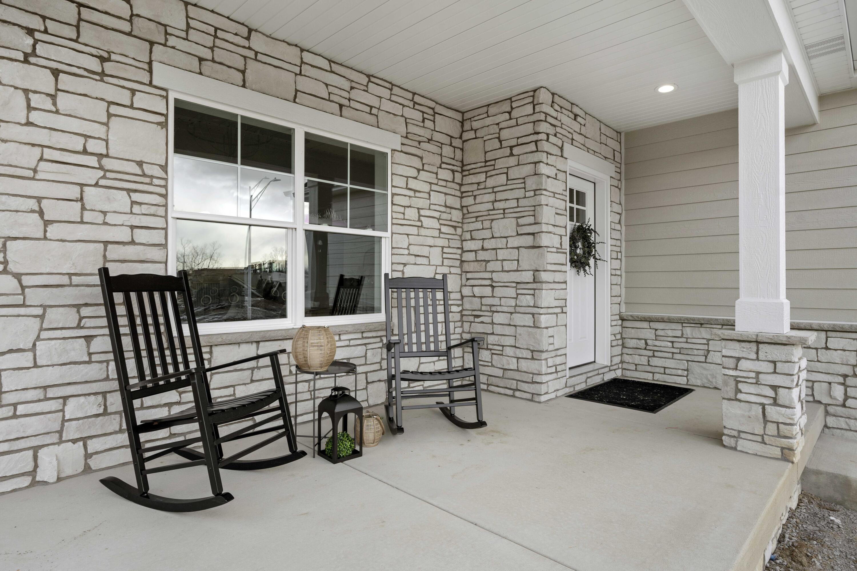 1540 Brackenbury Lane