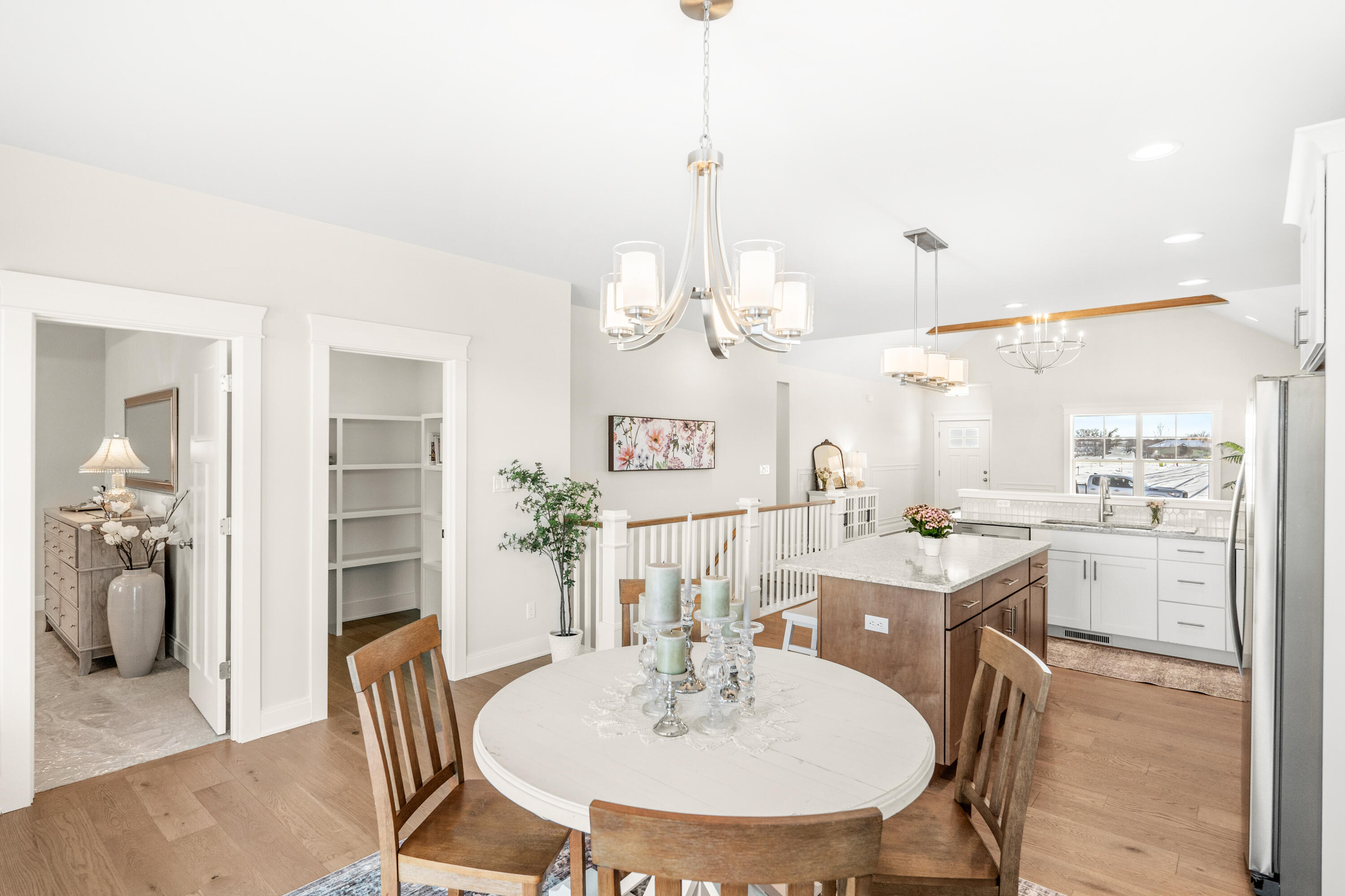 1540 Brackenbury Lane