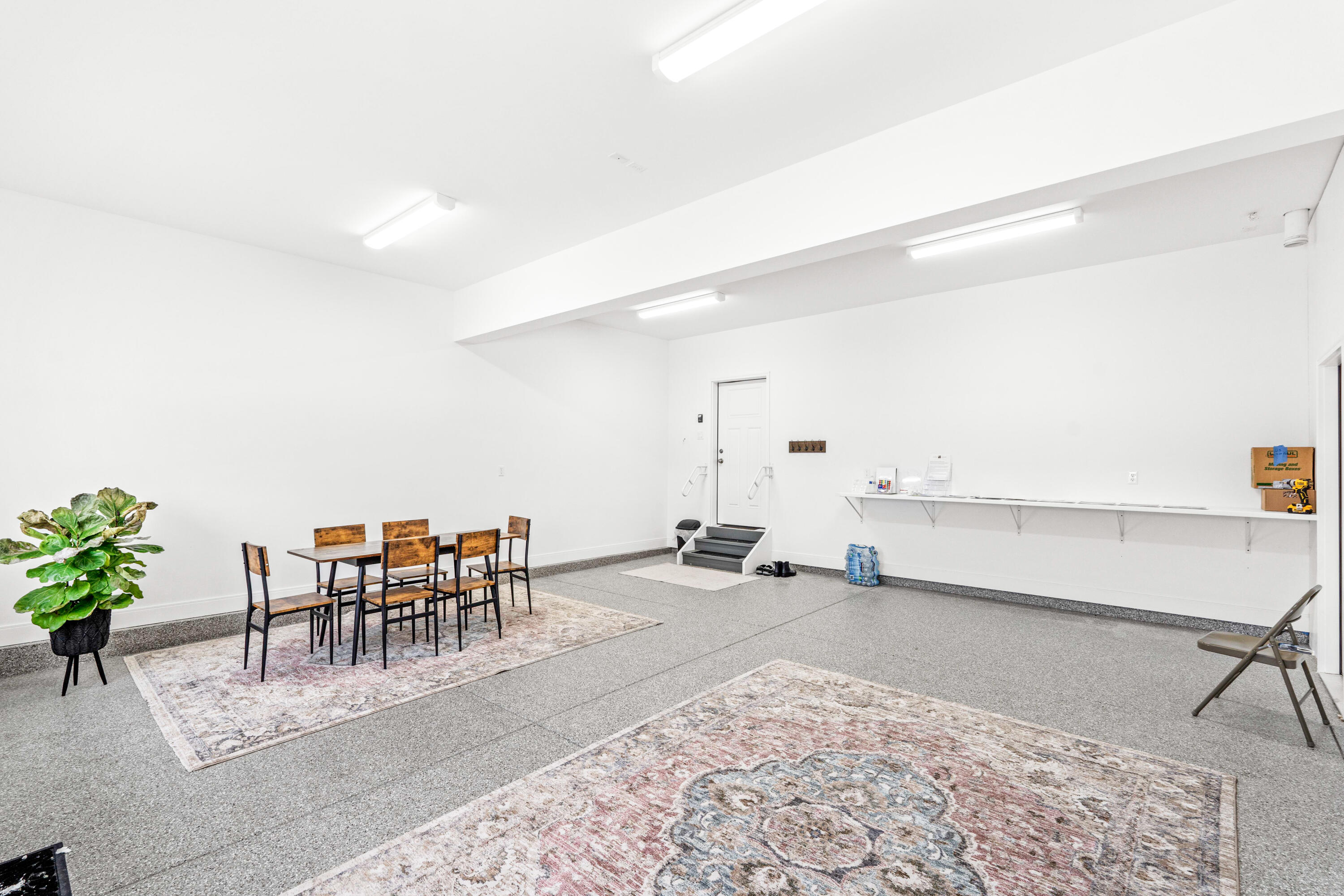 1540 Brackenbury Lane