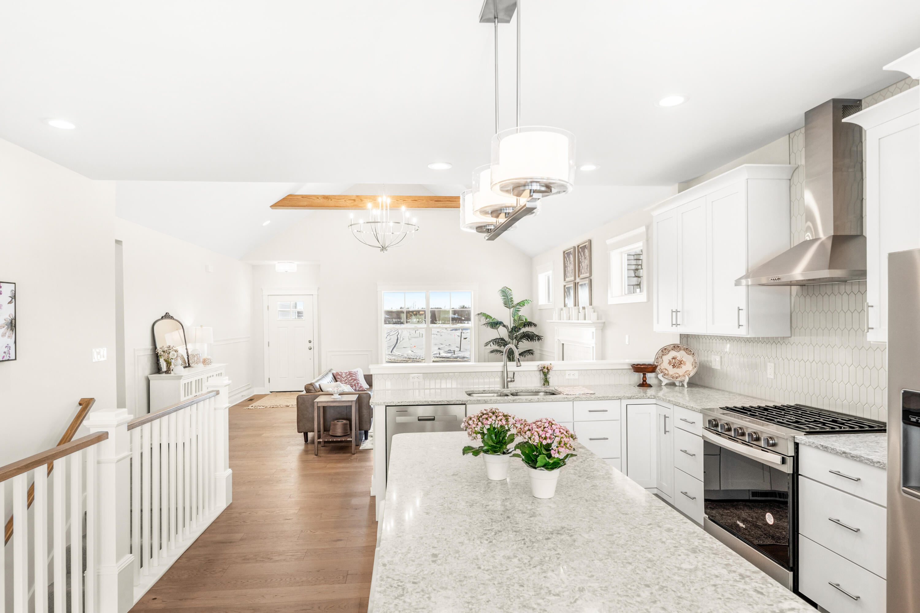 1540 Brackenbury Lane