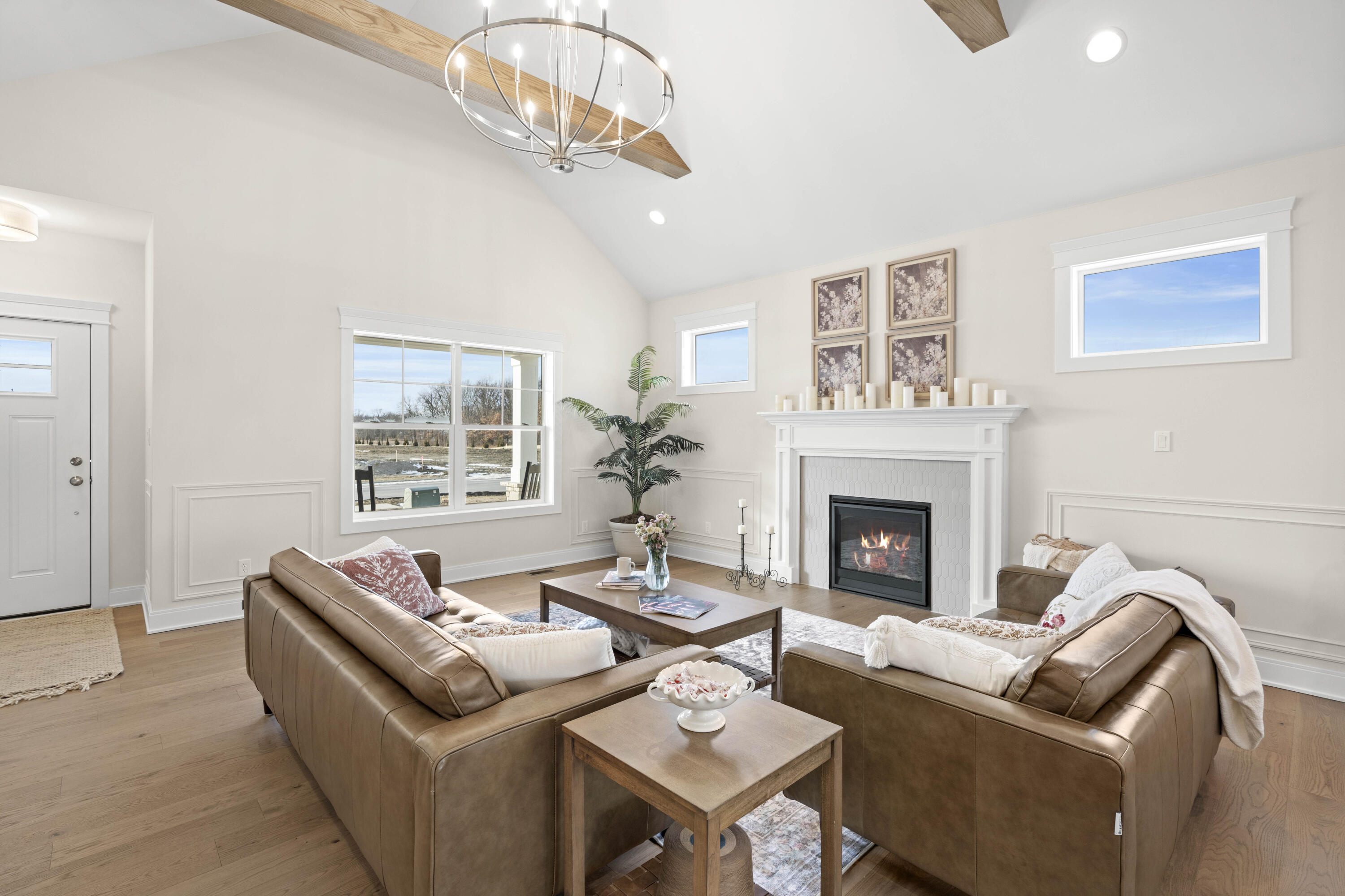 1540 Brackenbury Lane