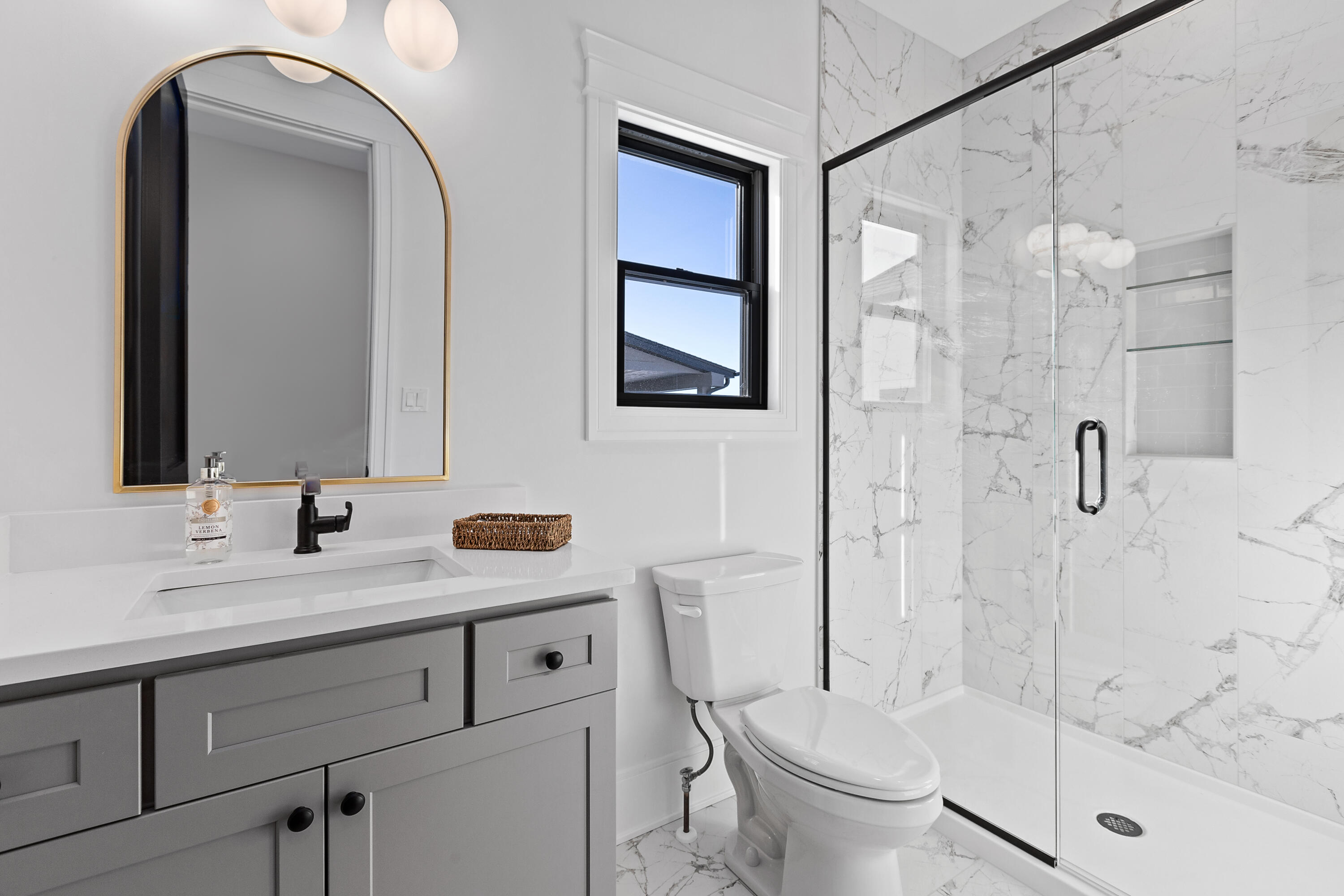 9410 Tall Grass Trail