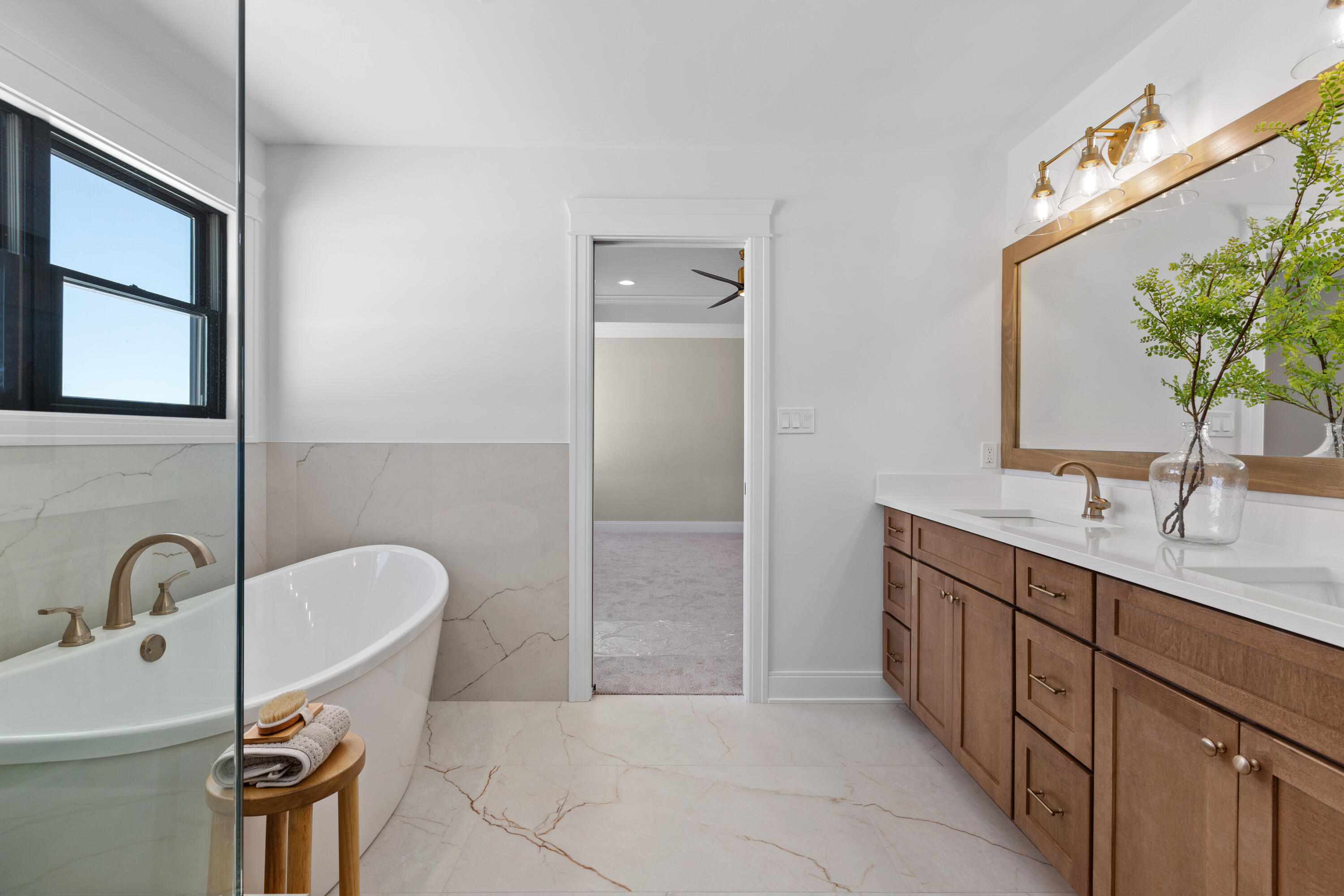 9410 Tall Grass Trail