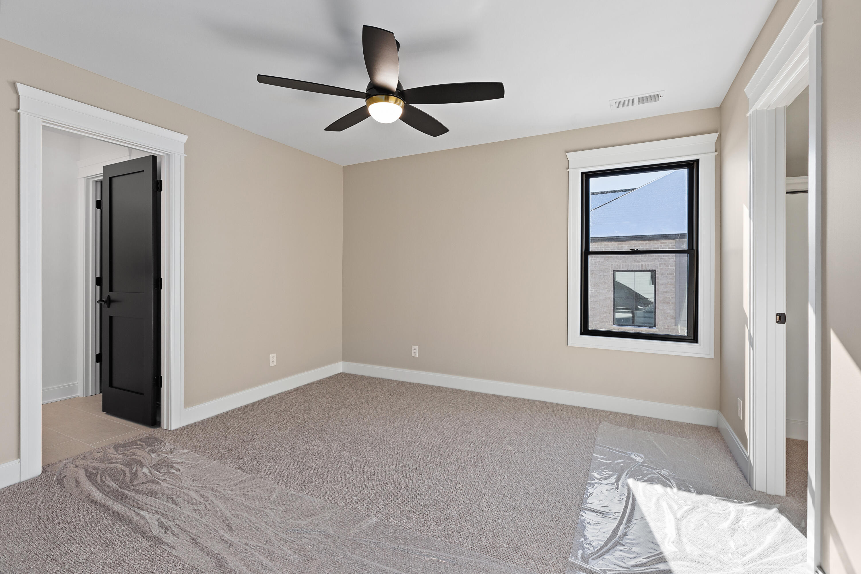 9410 Tall Grass Trail