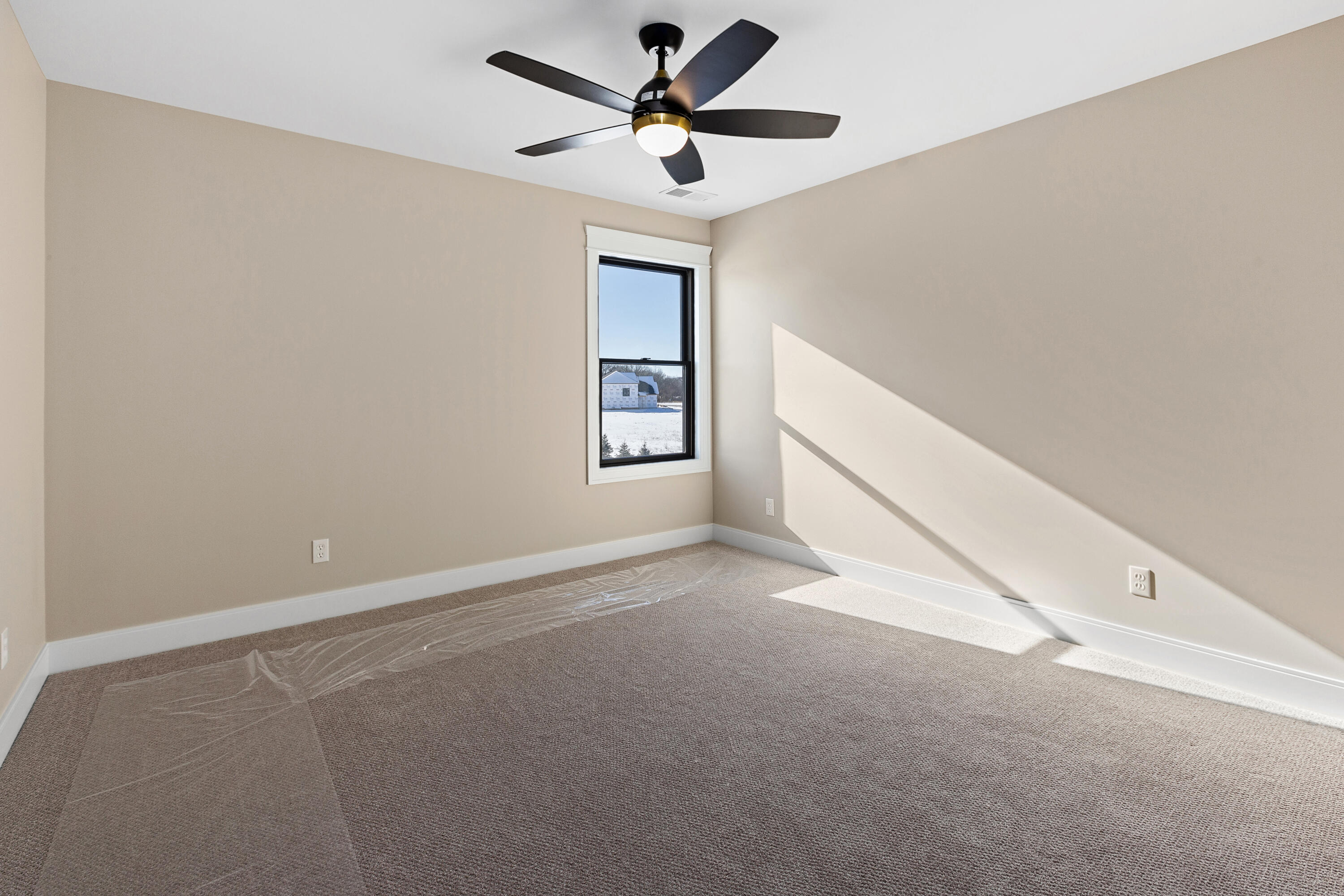 9410 Tall Grass Trail