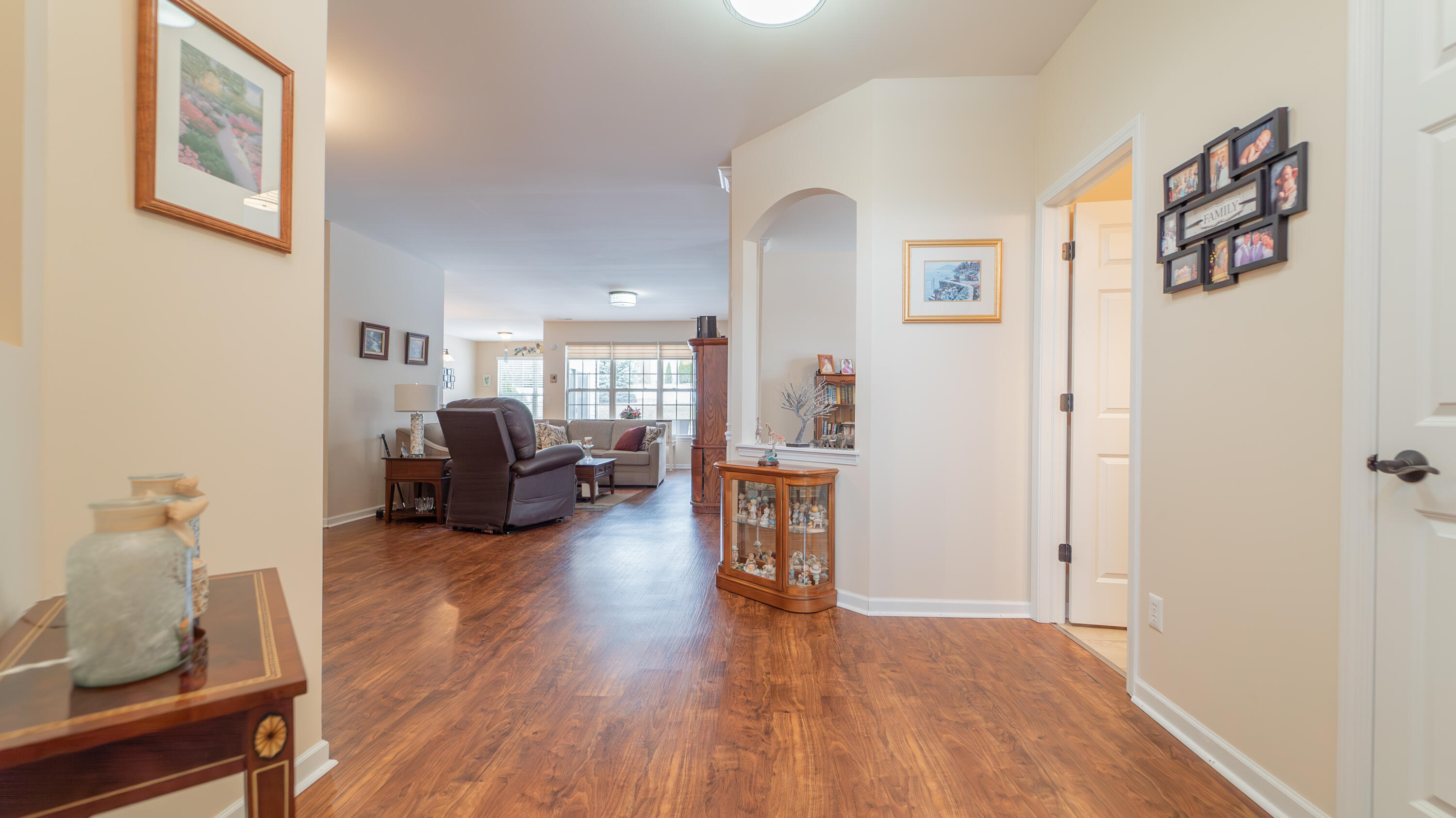 9894 Settlers Court