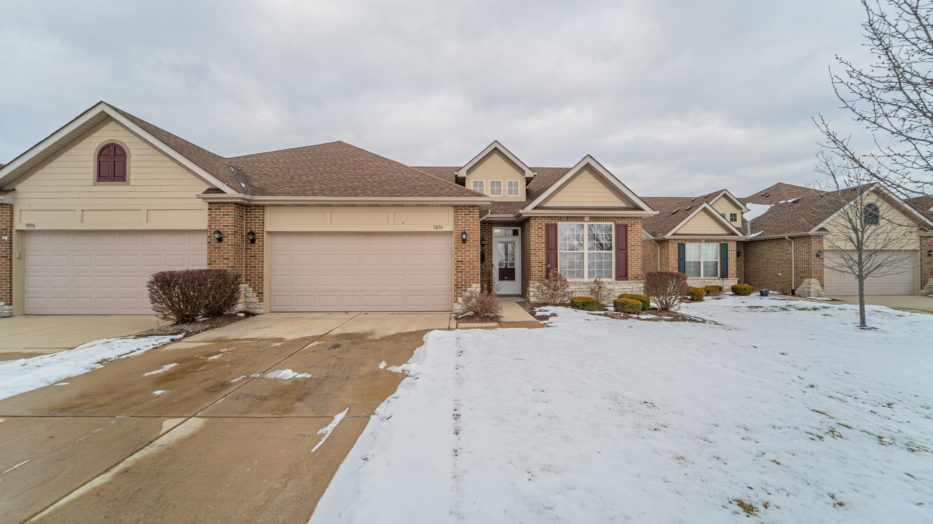 9894 Settlers Court