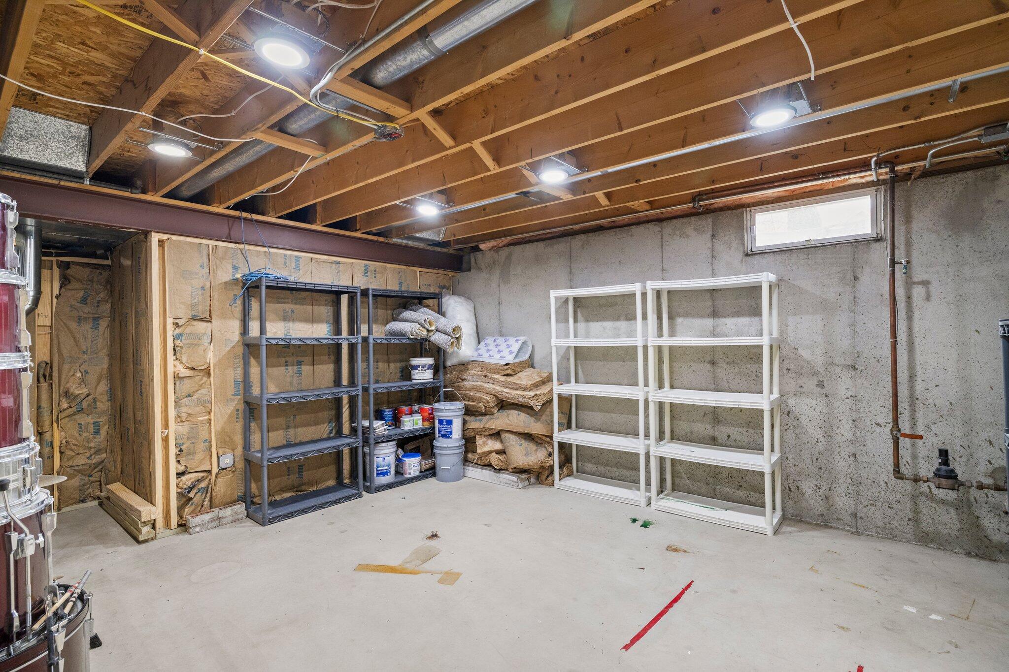 2735 Squire Court