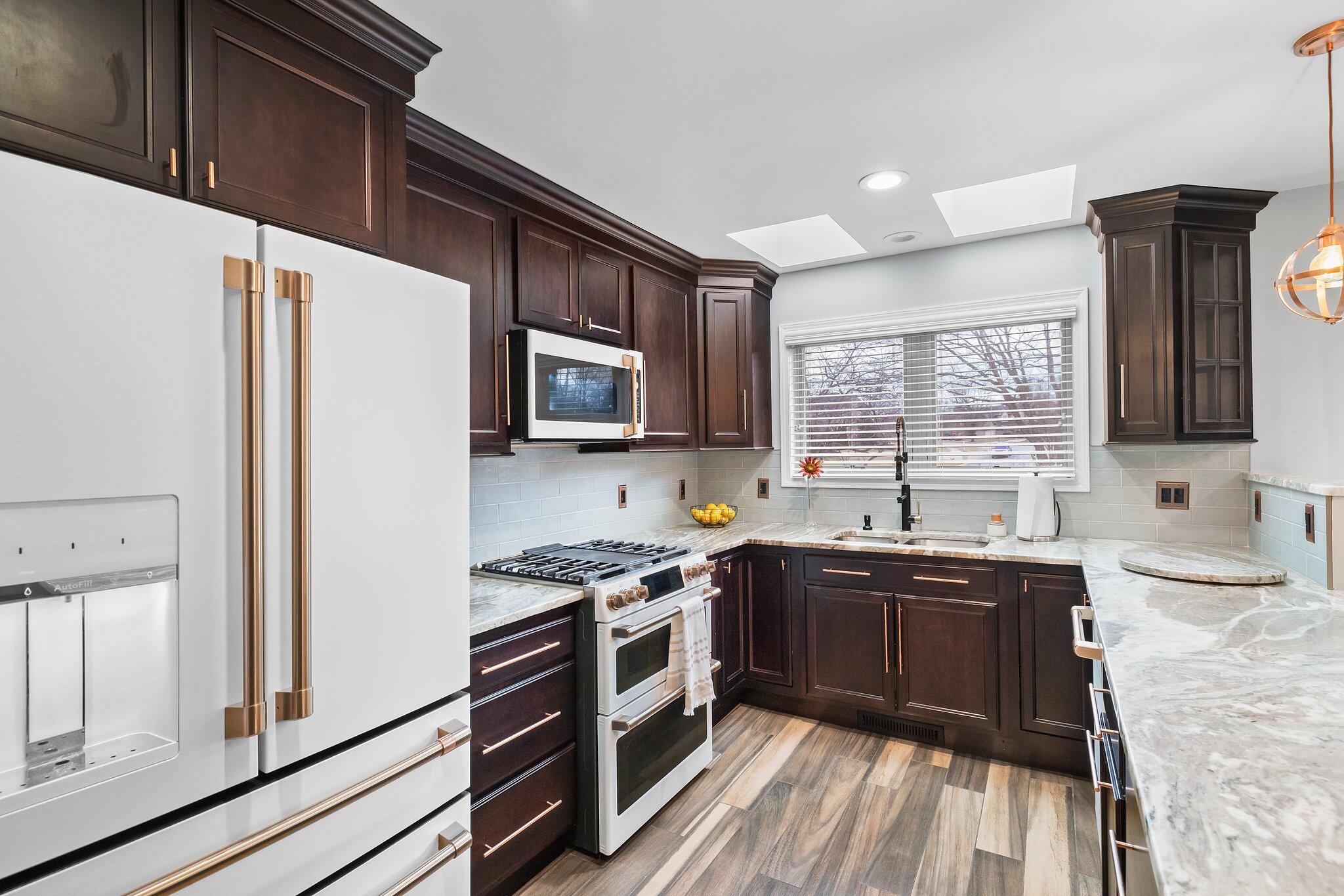 2735 Squire Court