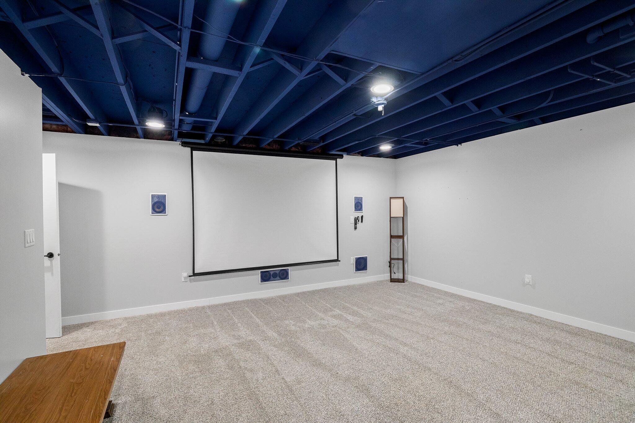 2735 Squire Court