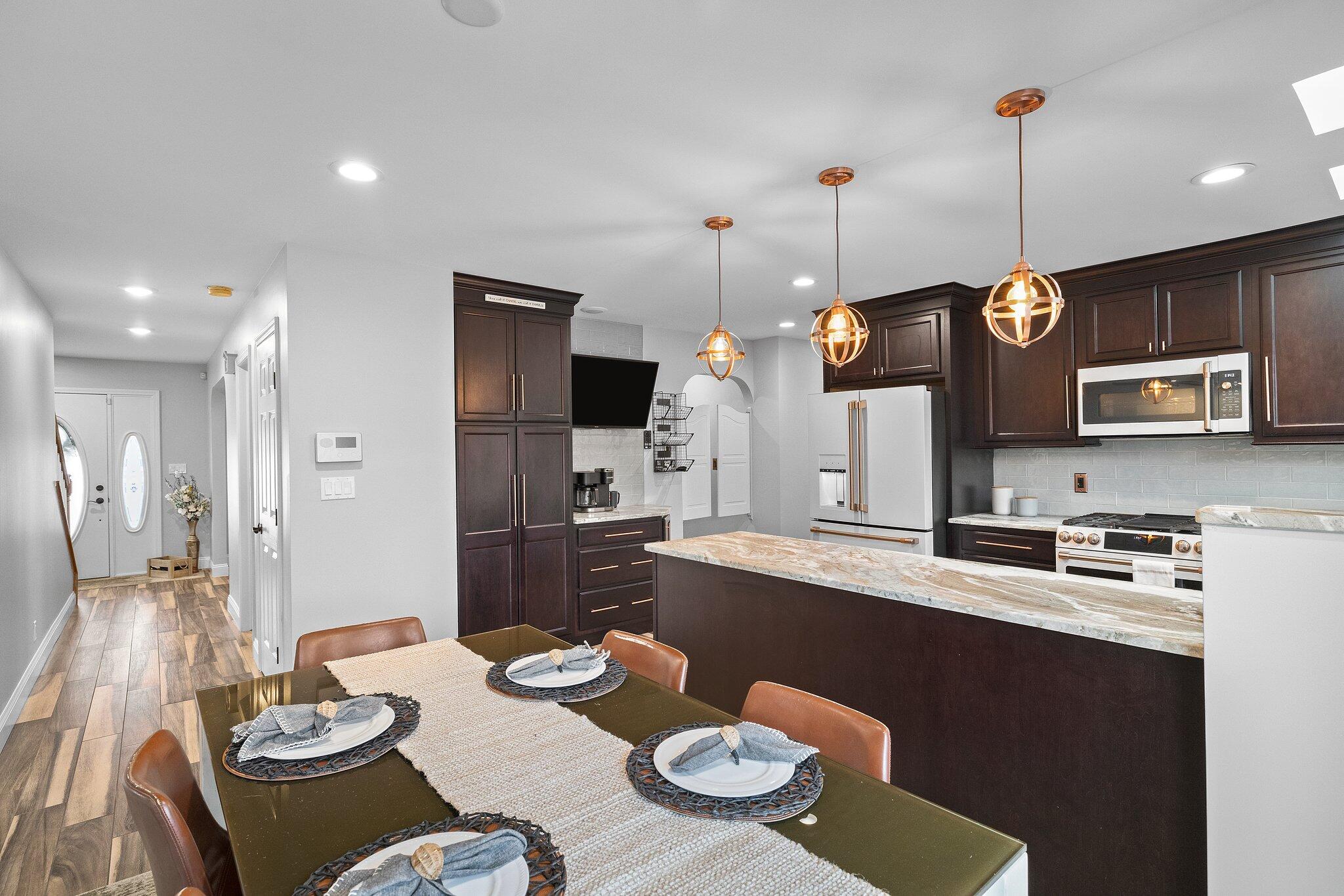 2735 Squire Court