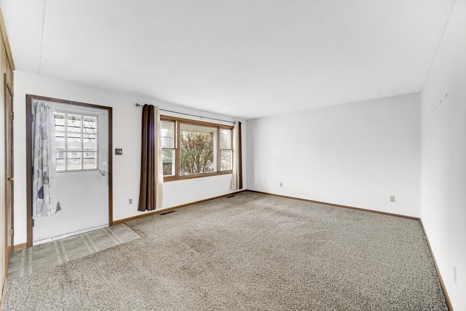 406 Sandalwood Drive