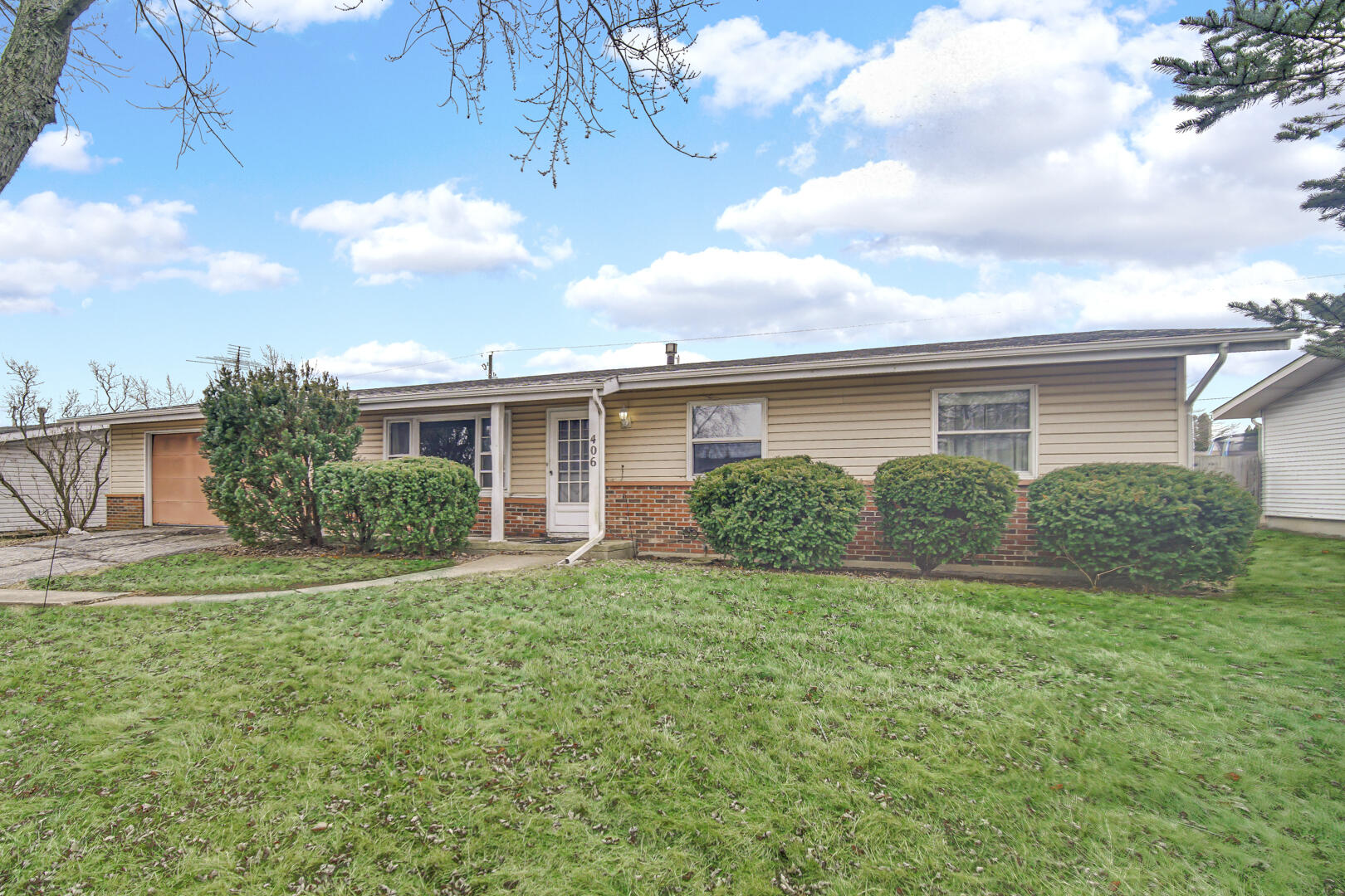 406 Sandalwood Drive