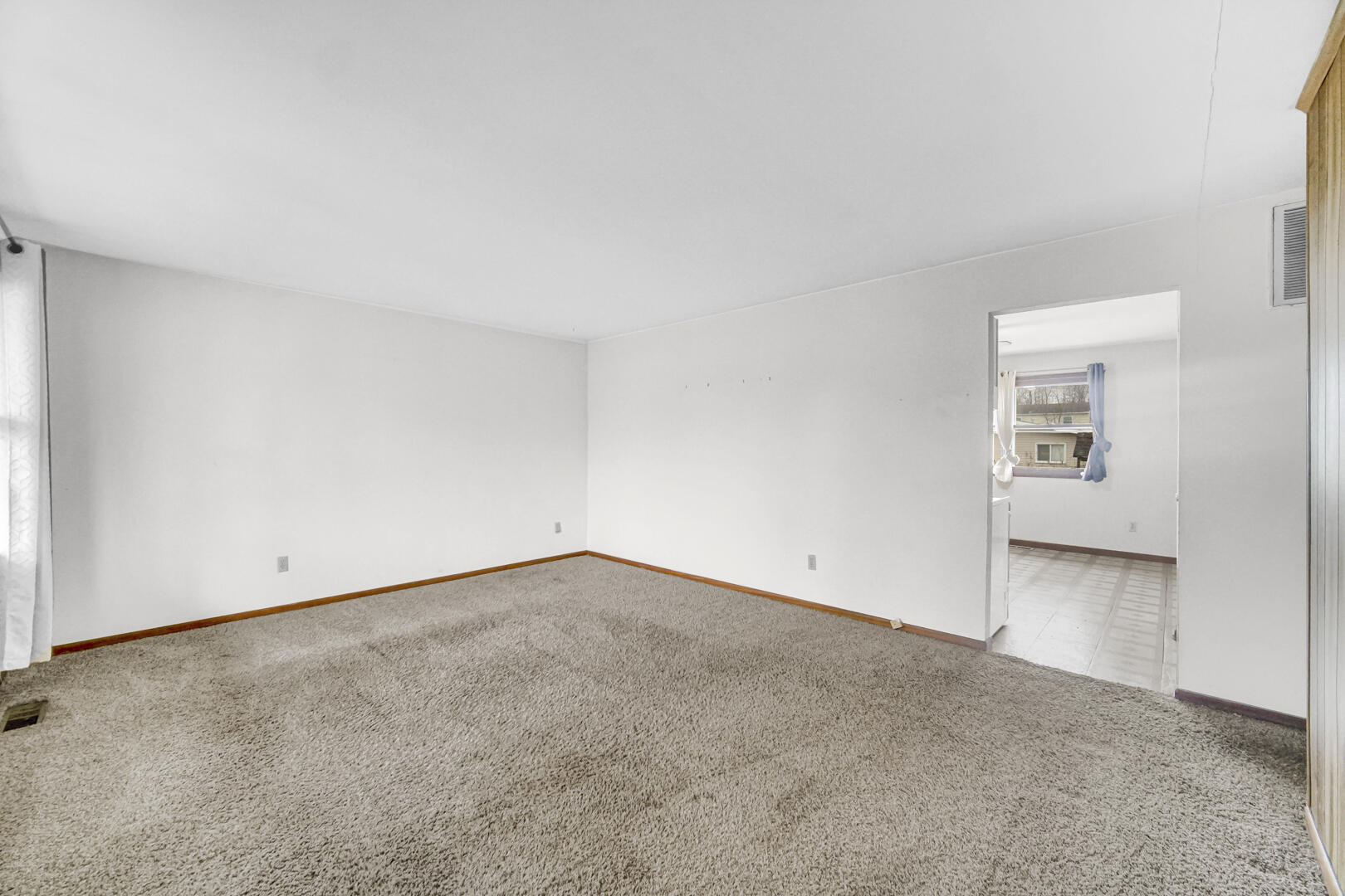 406 Sandalwood Drive
