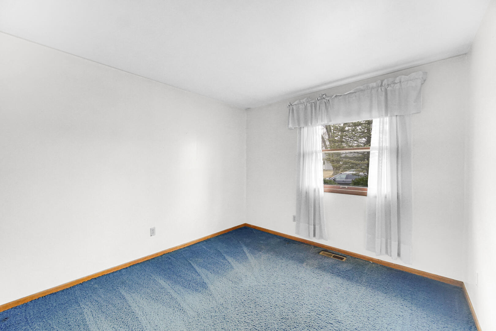 406 Sandalwood Drive