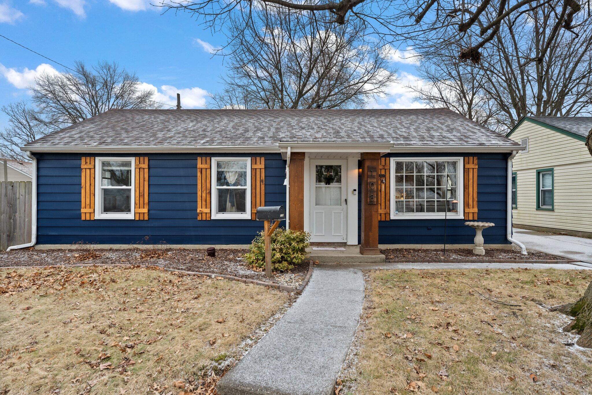 108 Henderlong Pkwy