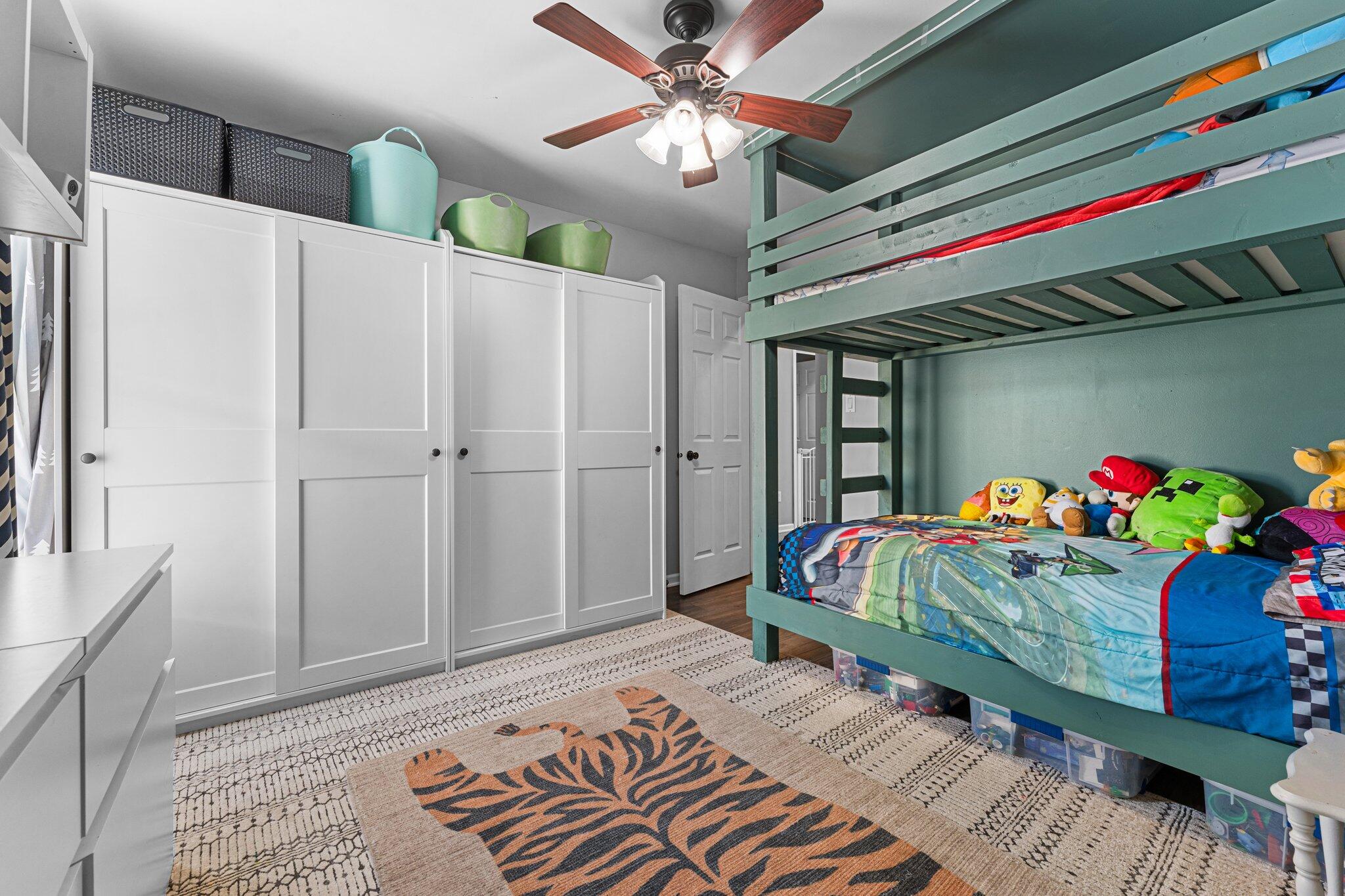 7208 Starling Drive