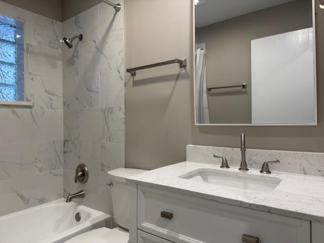 1112 Camellia Drive Unit: 2