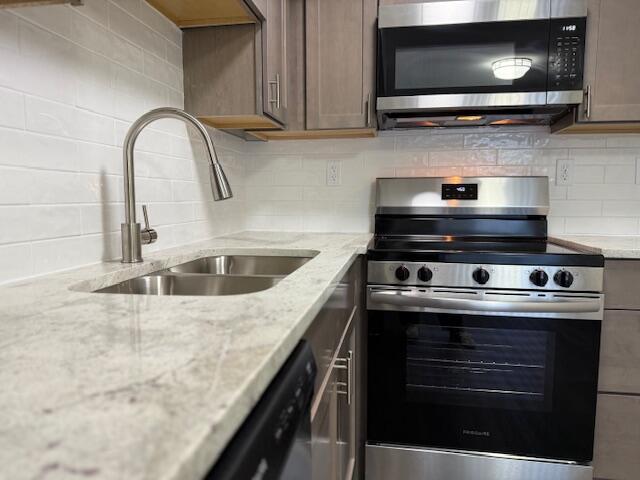1112 Camellia Drive Unit: 2