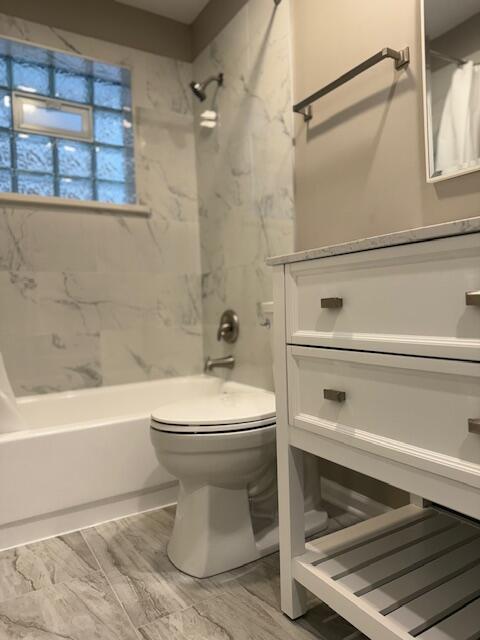 1112 Camellia Drive Unit: 2