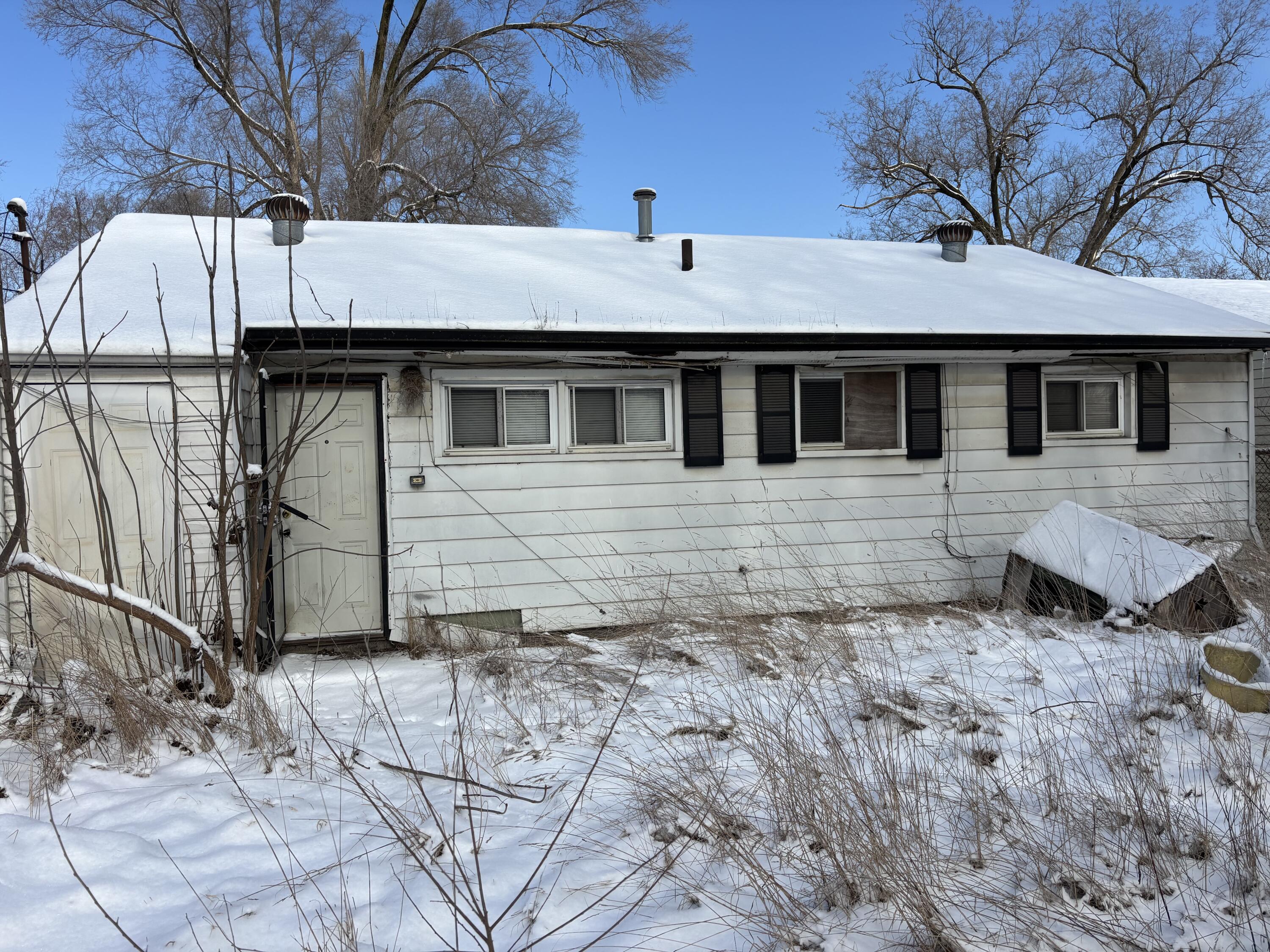 2417 Marshalltown Lane