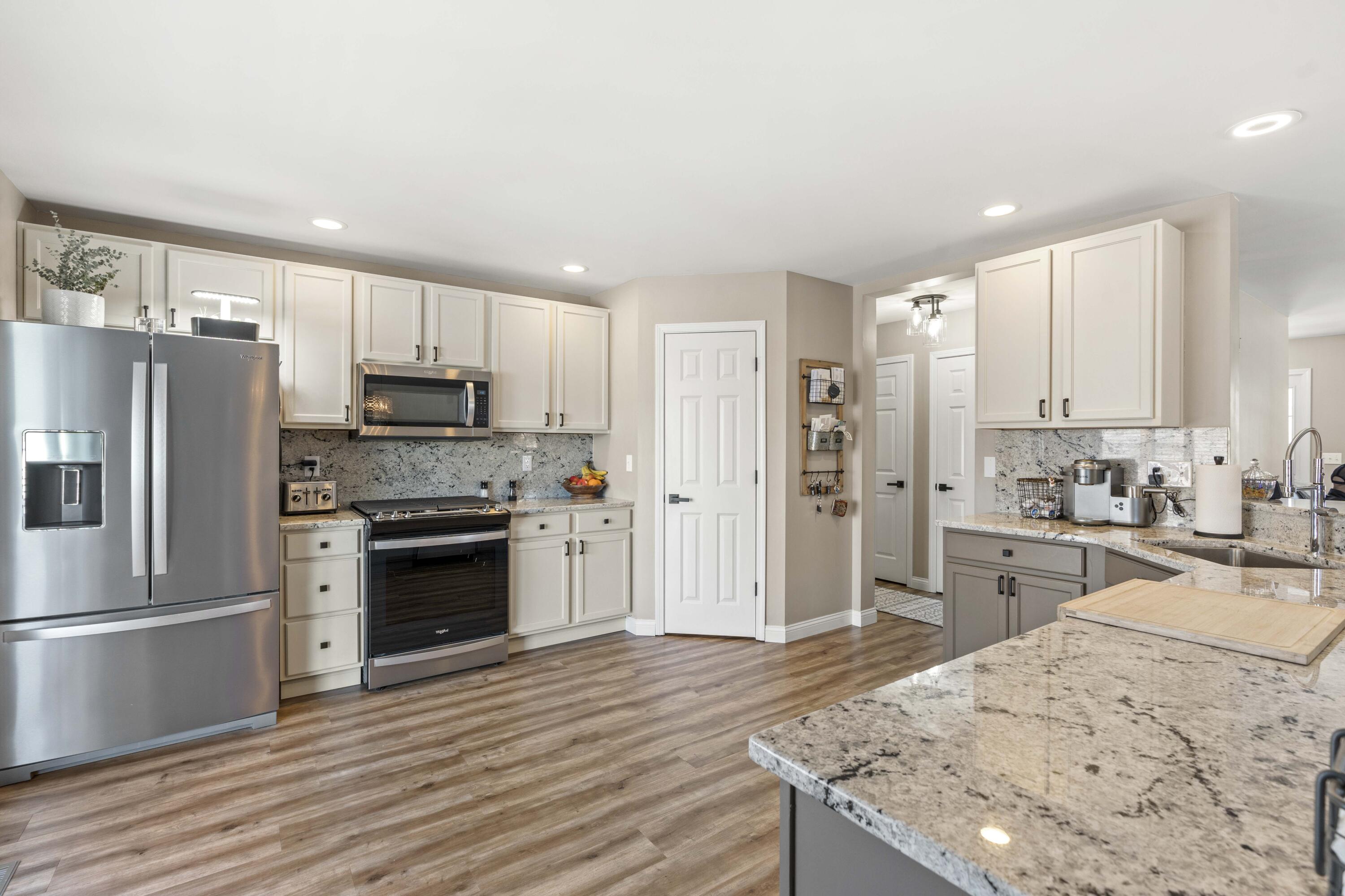 512 S Madison Street