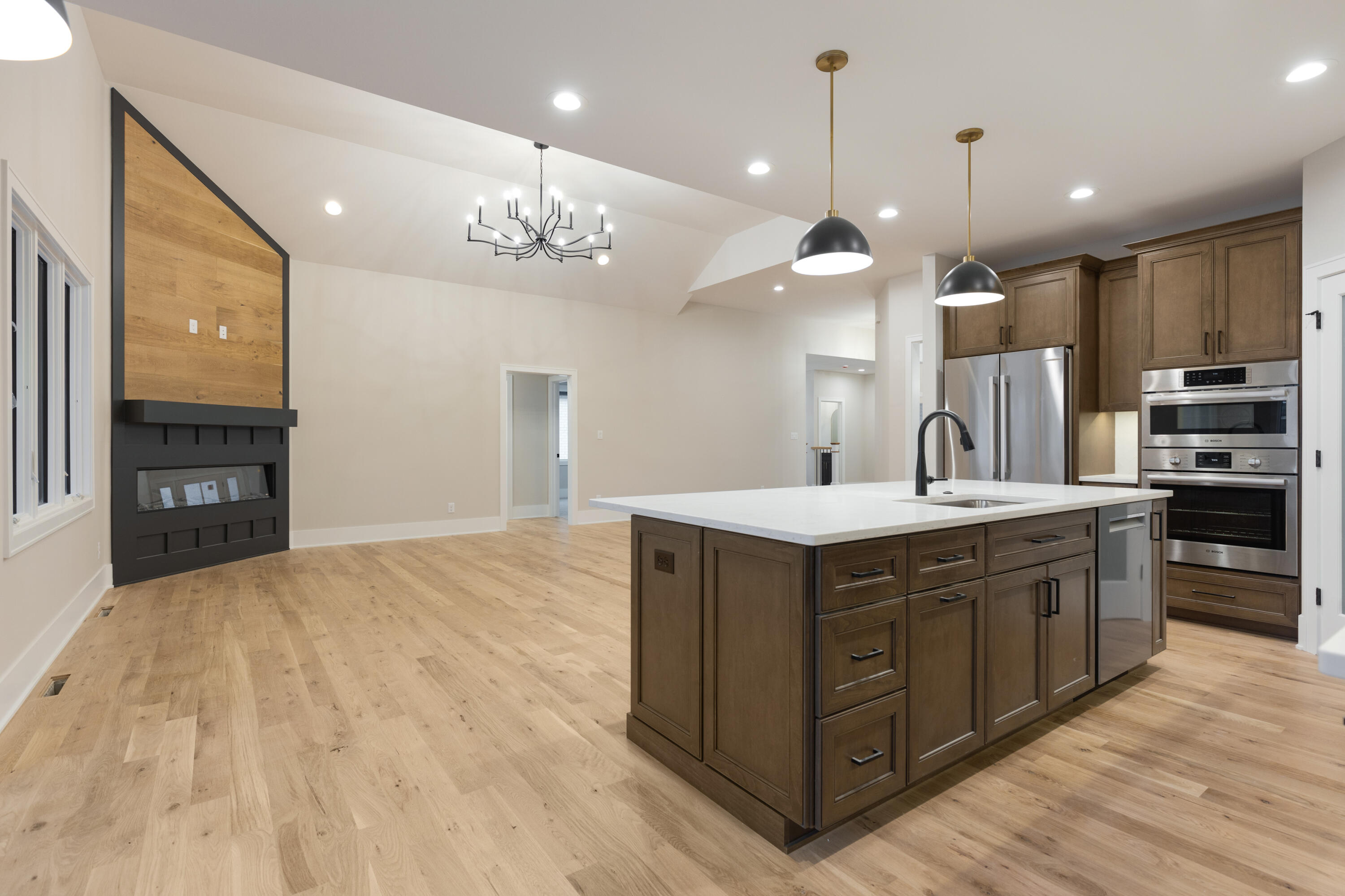9403 Tall Grass Trail