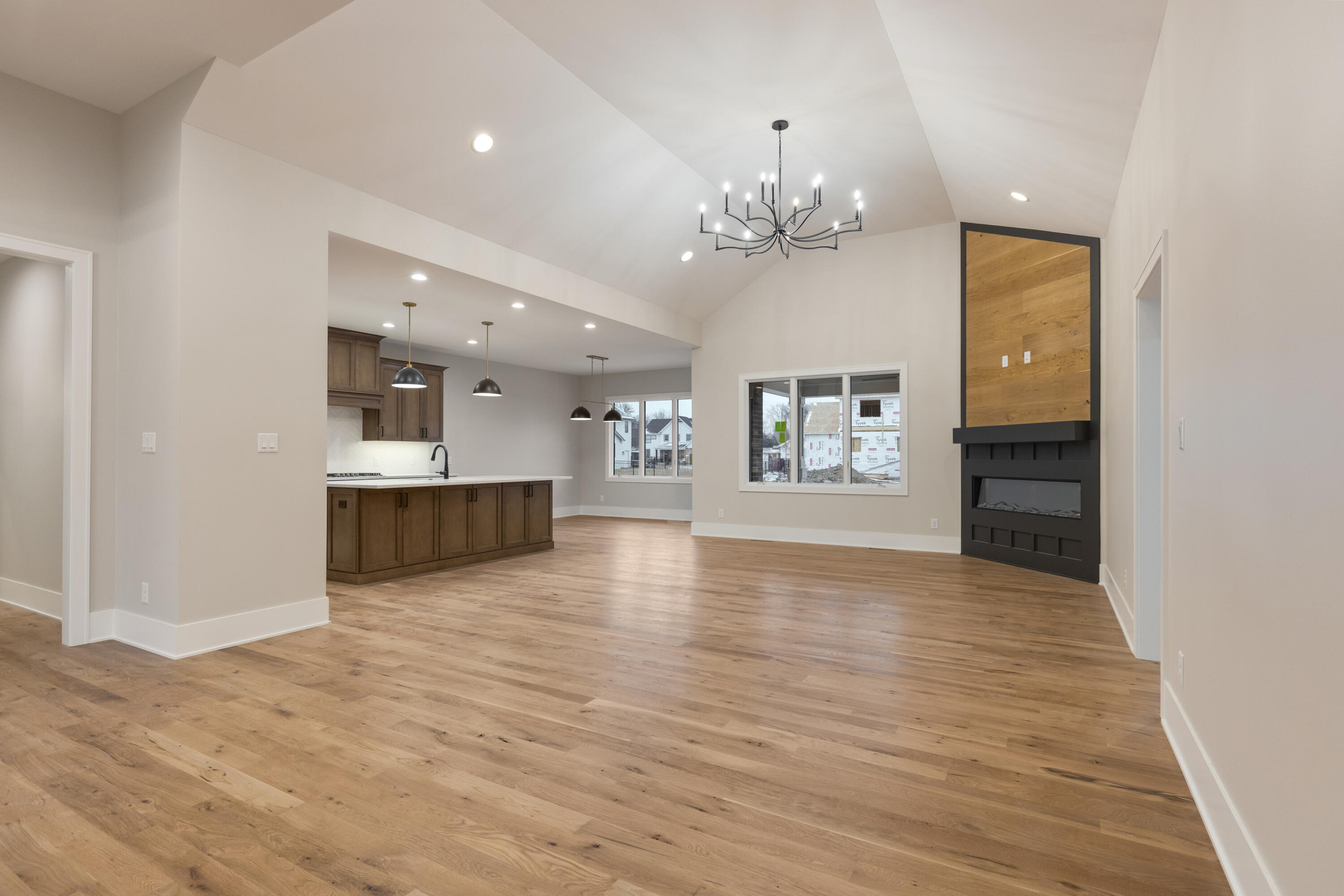 9403 Tall Grass Trail